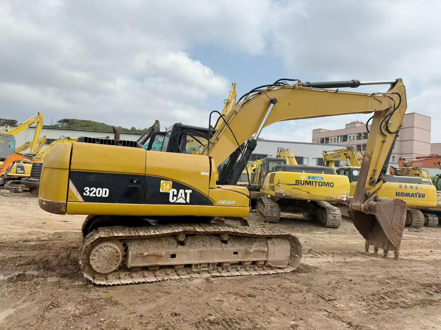 Buy Caterpillar 320D Used Excavator / 2