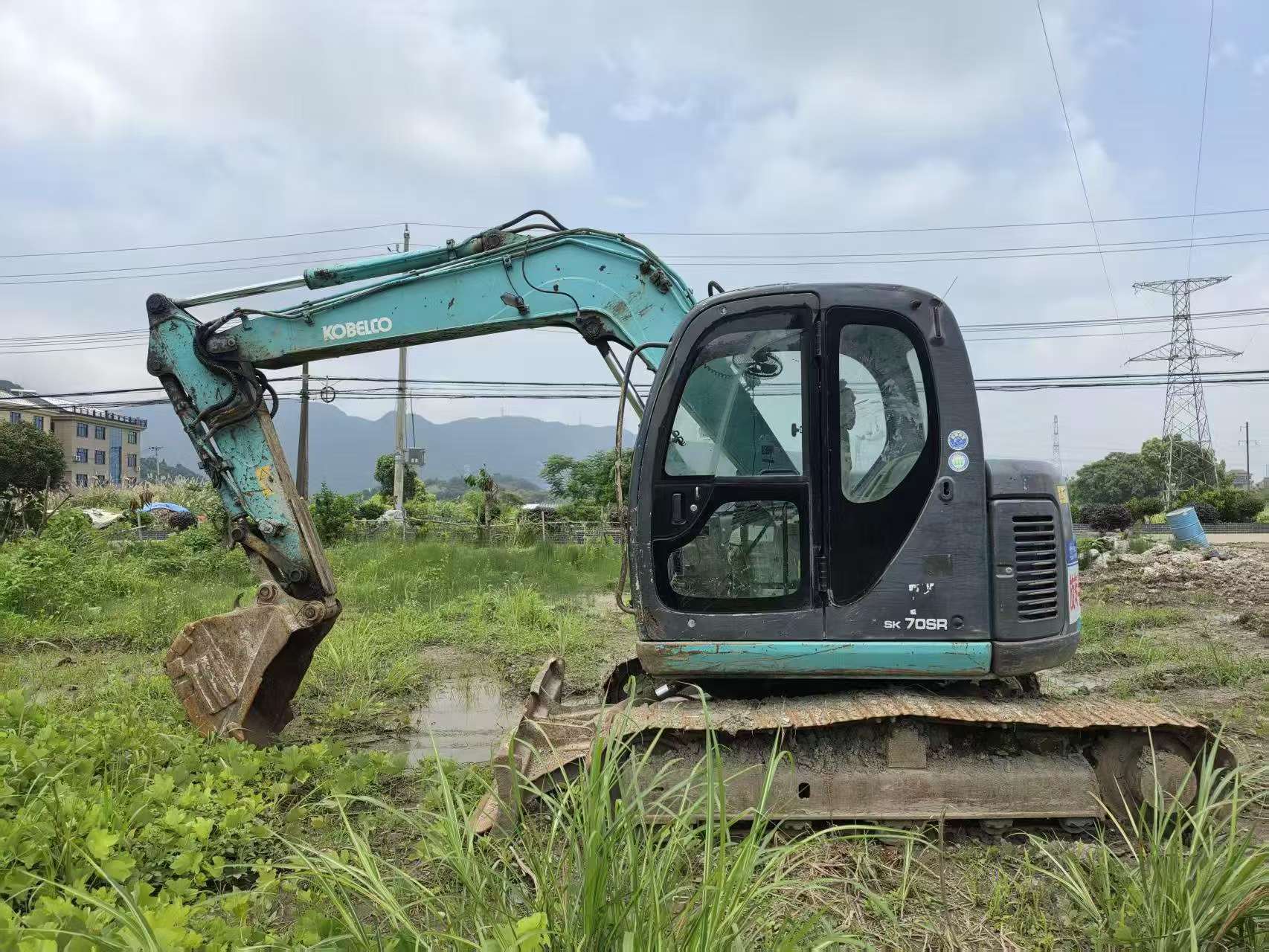 Buy Kobelco SK70 Used Excavator / 2