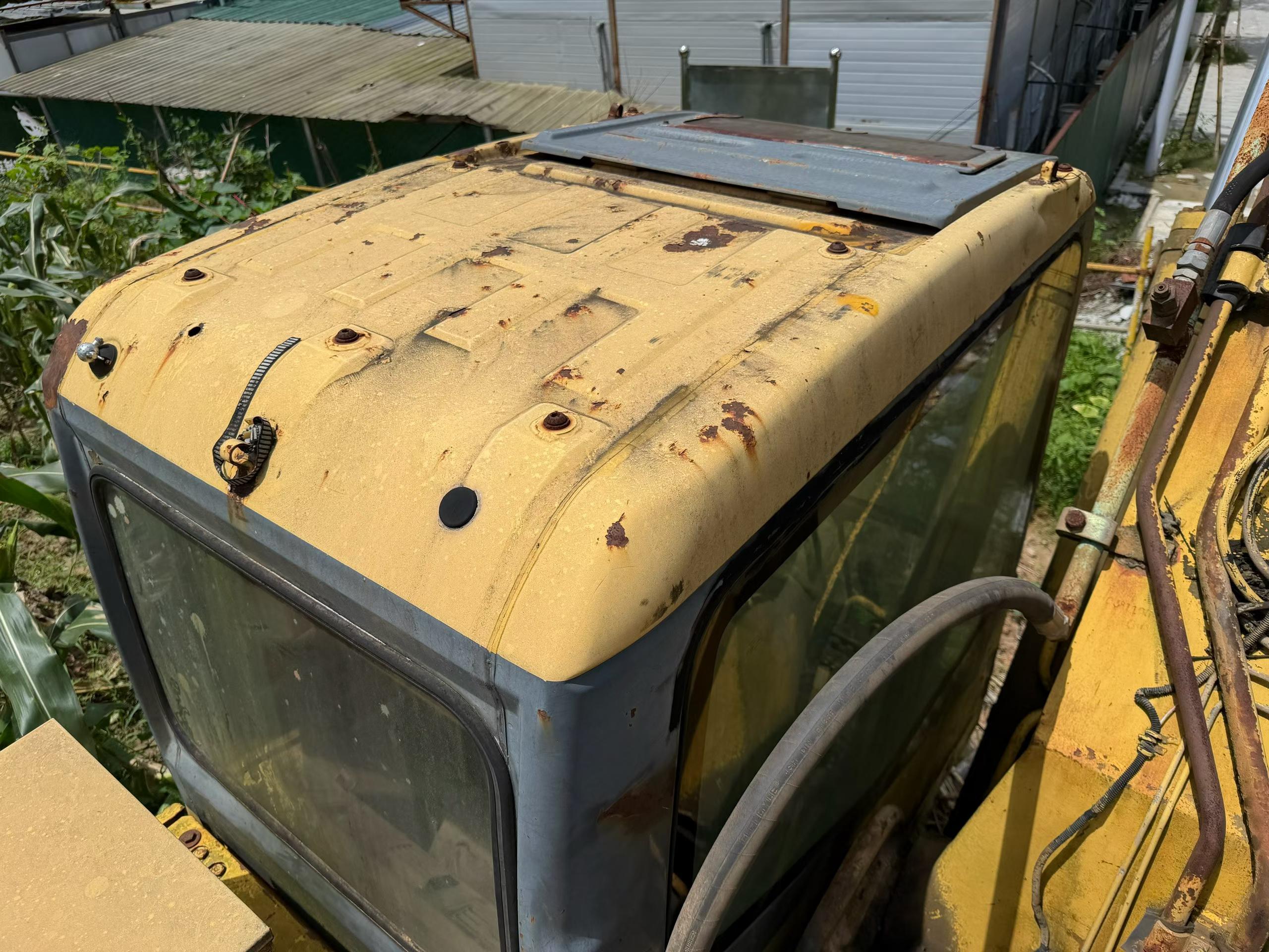 Buy Komatsu PC200-7 Used Excavator / 8