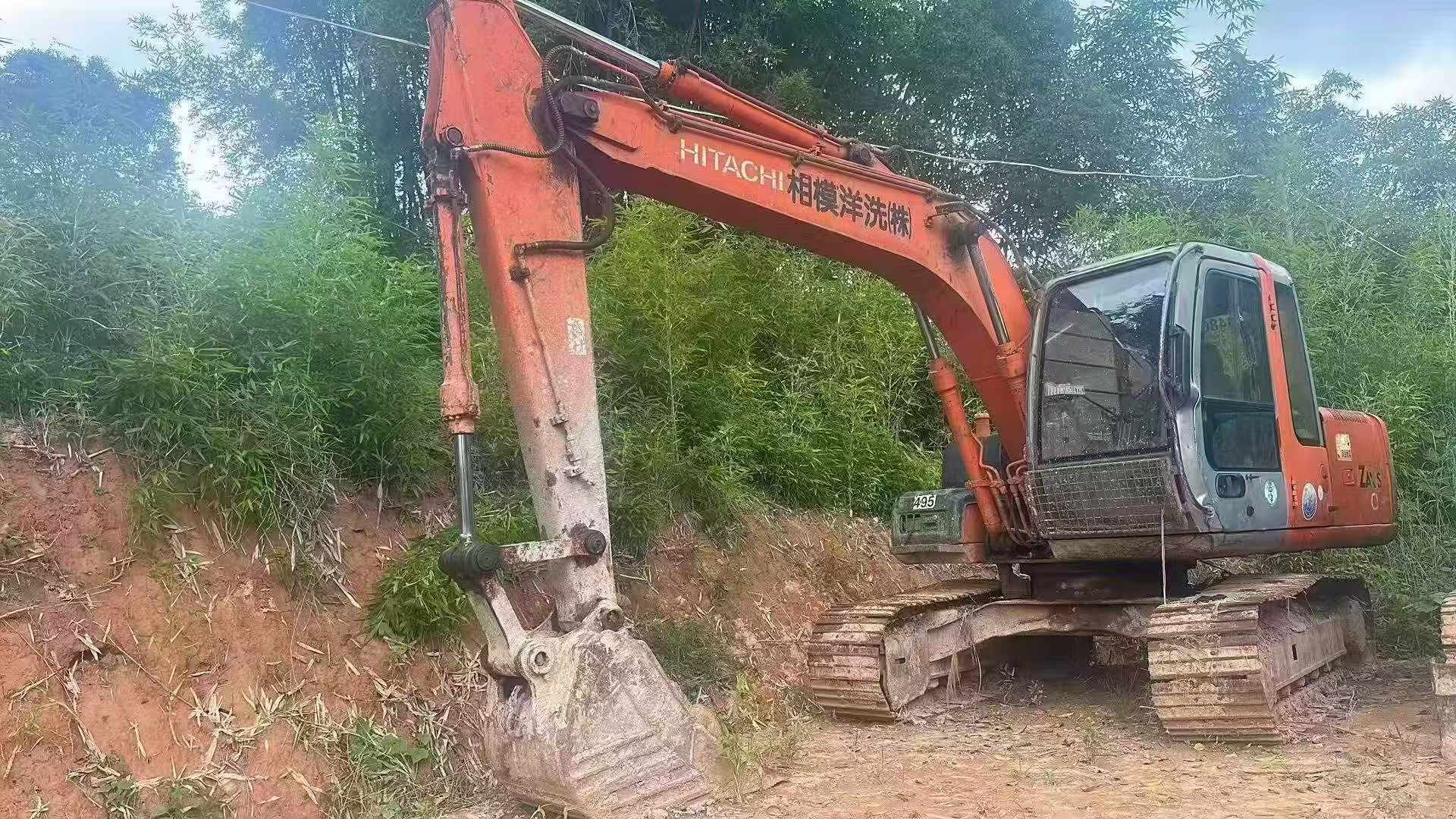Buy Hitachi EX120-6 Used Excavator / 4
