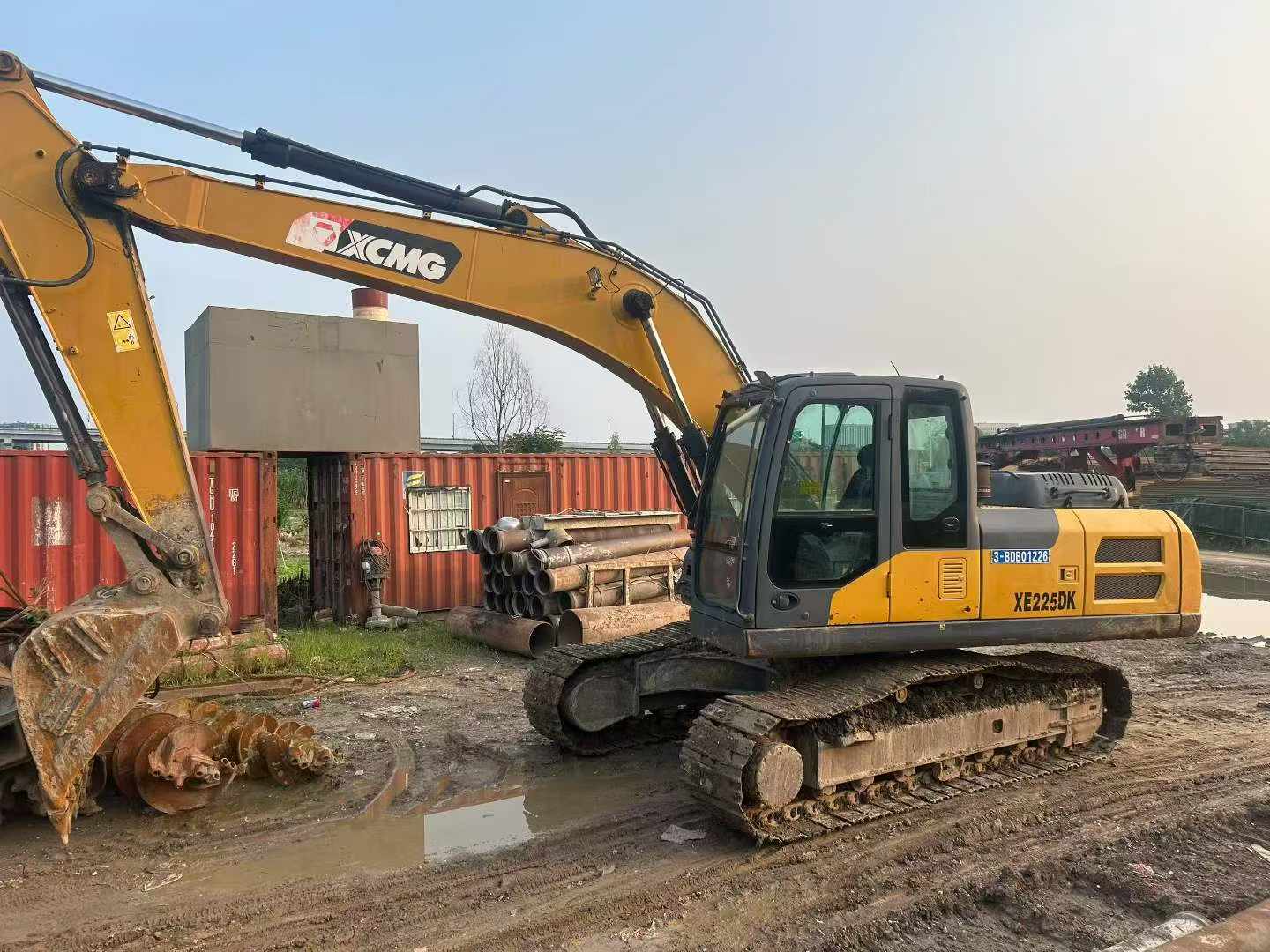 Buy XCMG XE205DA Used Excavator / 4