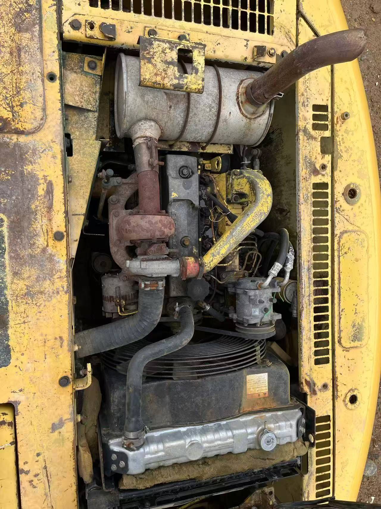 Buy Komatsu PC100-6 Used Excavator / 8