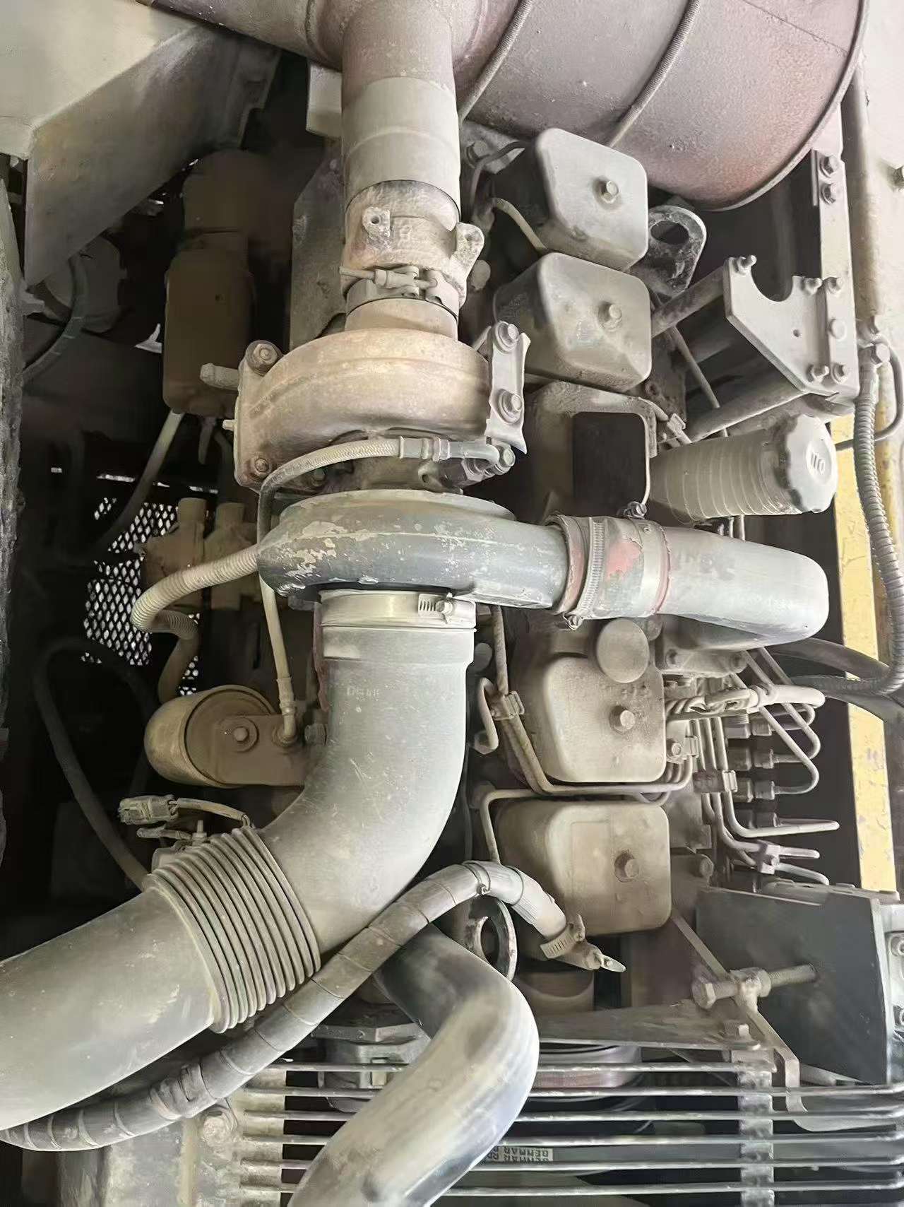 Buy Komatsu PC200-5 Used Excavator / 6