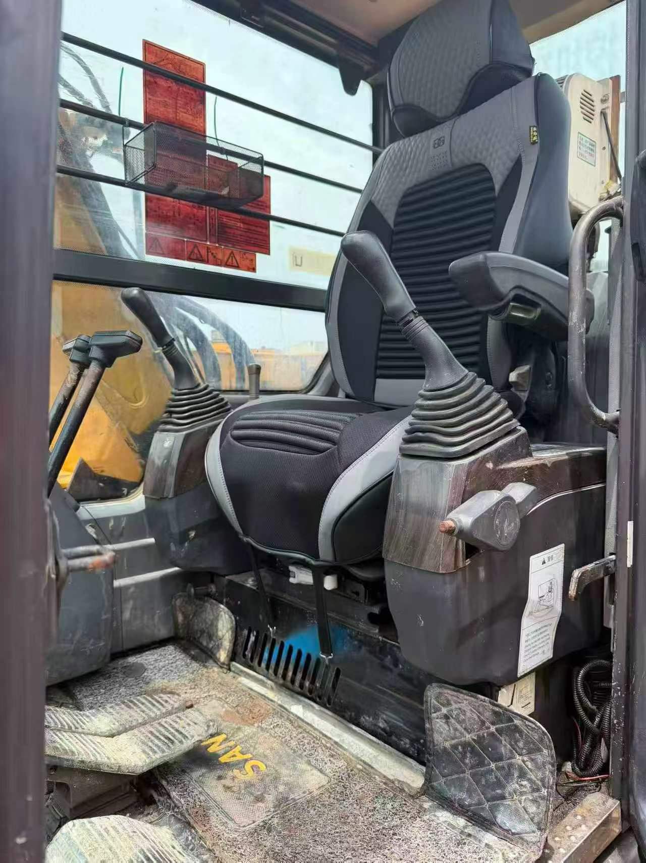 Buy Sany SY65C Used Excavator / 6