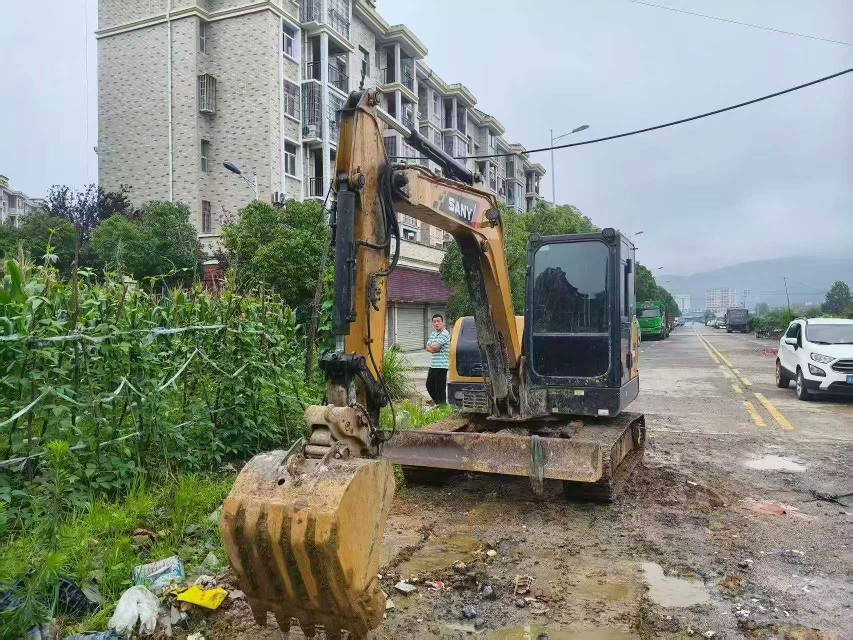 Buy Sany SY60 Used Excavator / 3