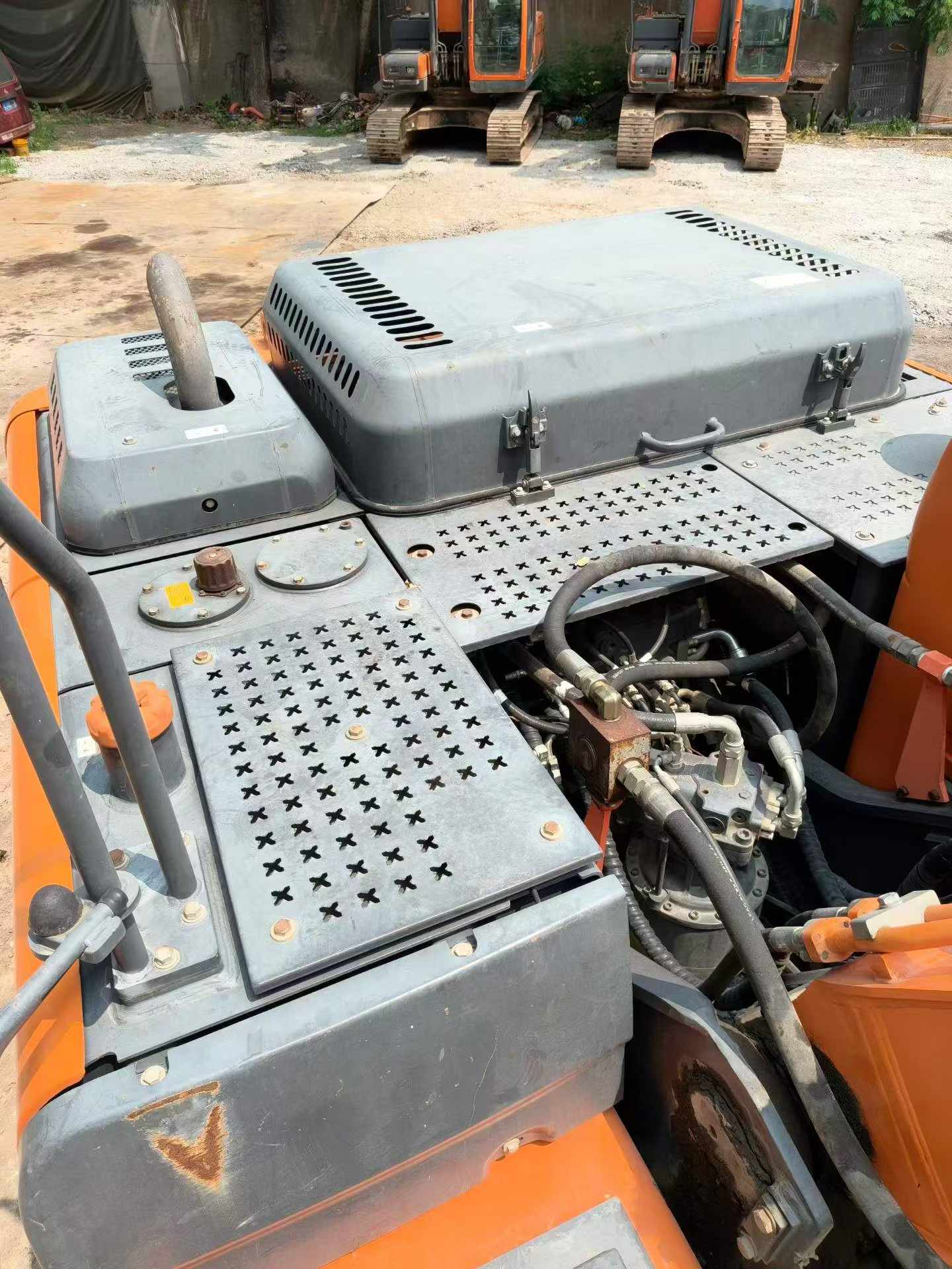 Buy Doosan DH215-9 Used Excavator / 9