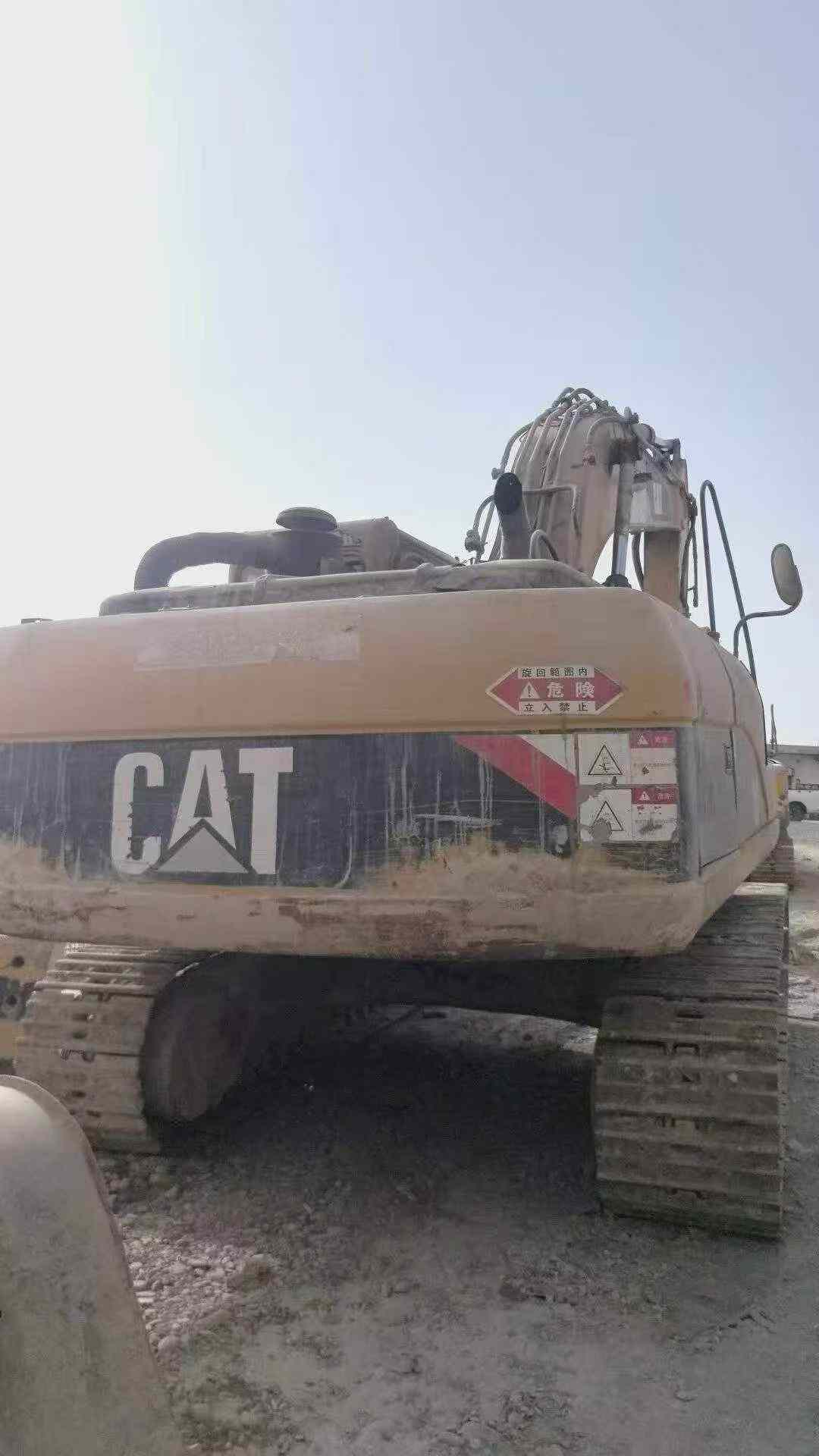 Buy Caterpillar 325C Used Excavator / 2