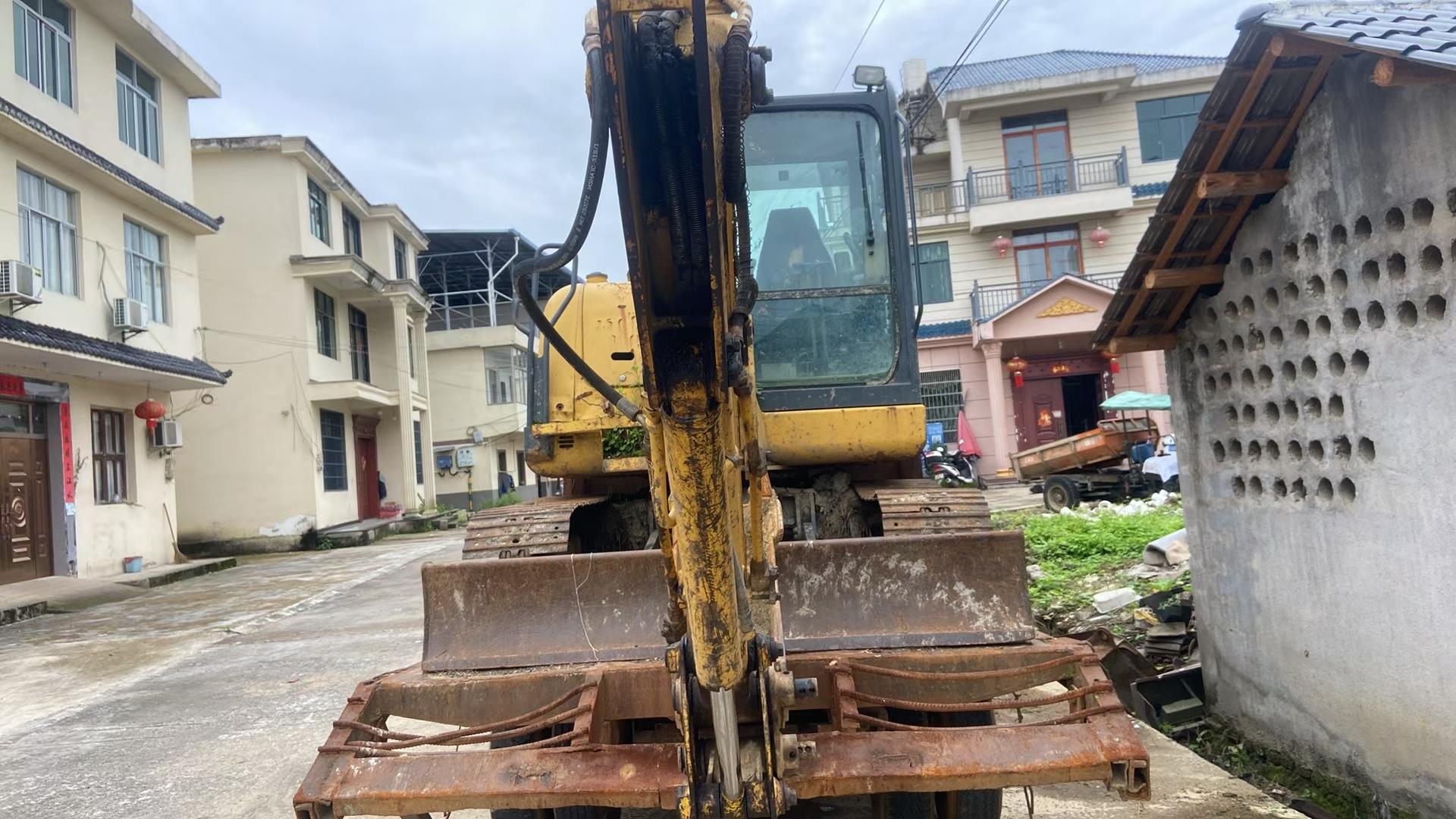 Buy Komatsu PC56-7 Used Excavator / 6