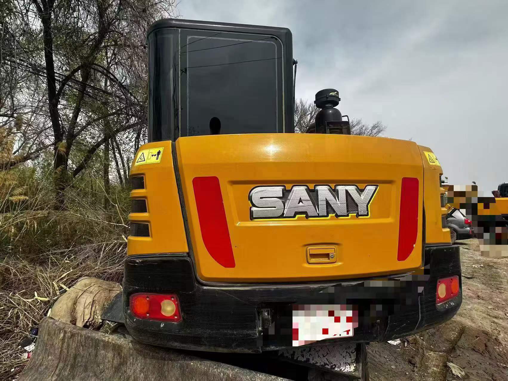 Buy Sany SY65C Used Excavator / 6