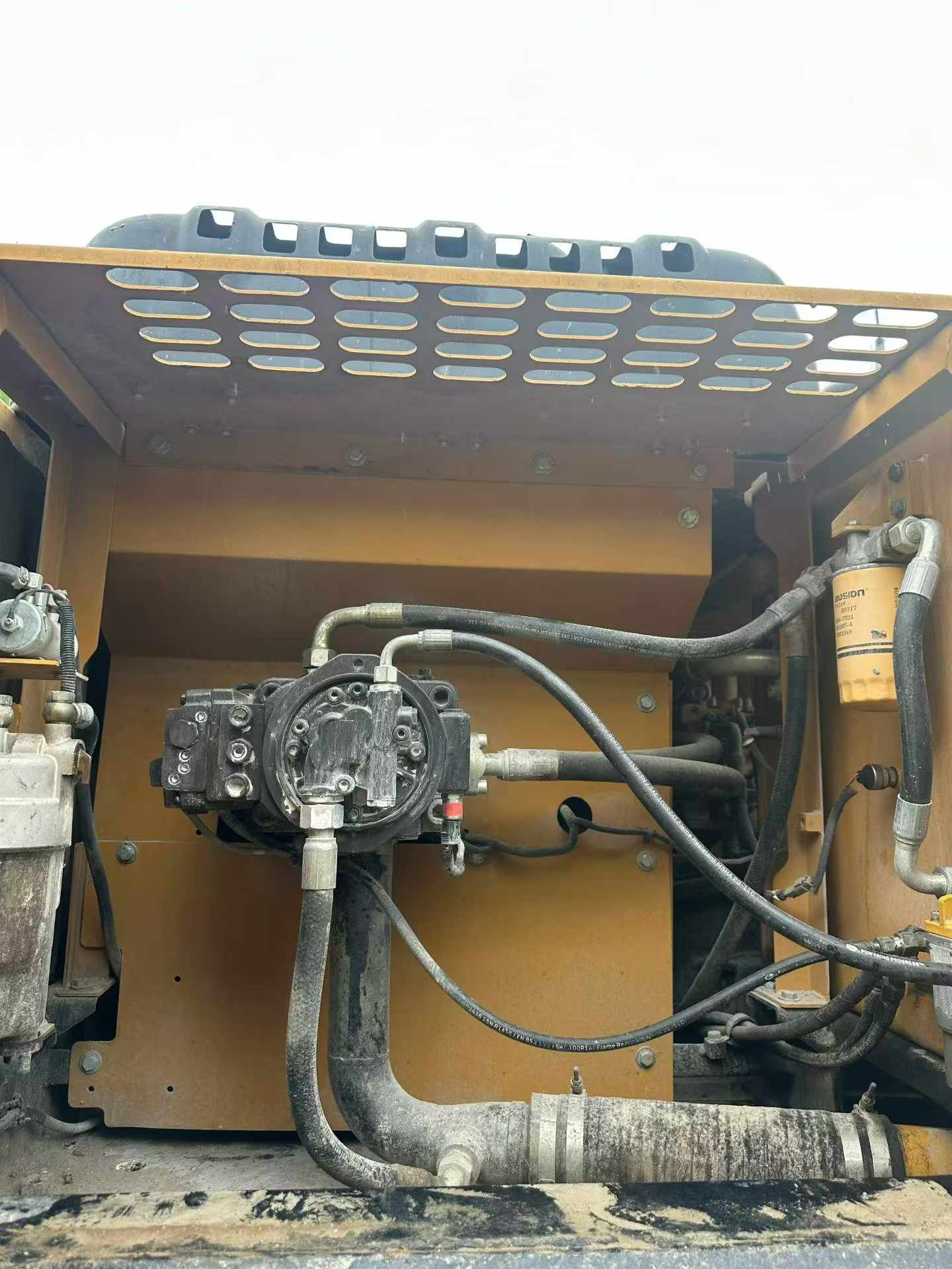 Buy Sany SY245H Used Excavator / 3