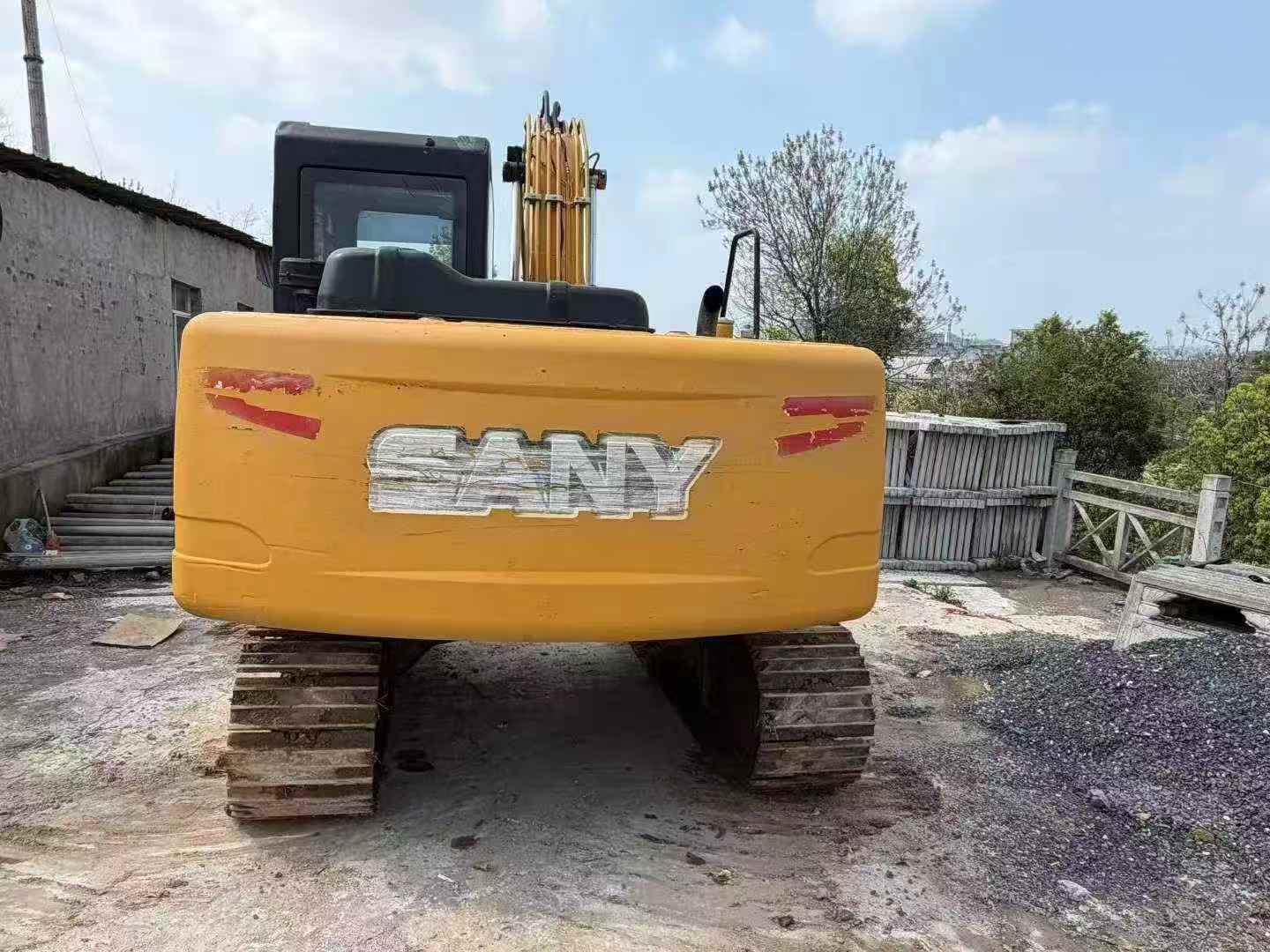 Buy Sany SY125C Used Excavator / 3