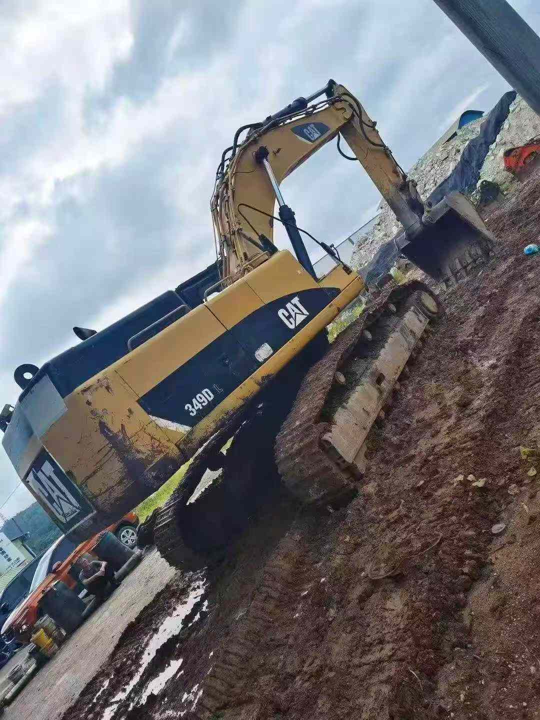 Buy Caterpillar 349E Used Excavator / 4
