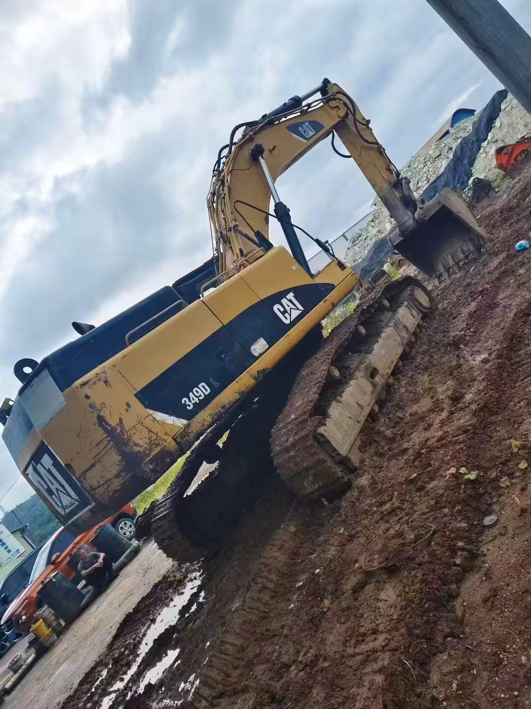 Buy Caterpillar 349E Used Excavator / 3