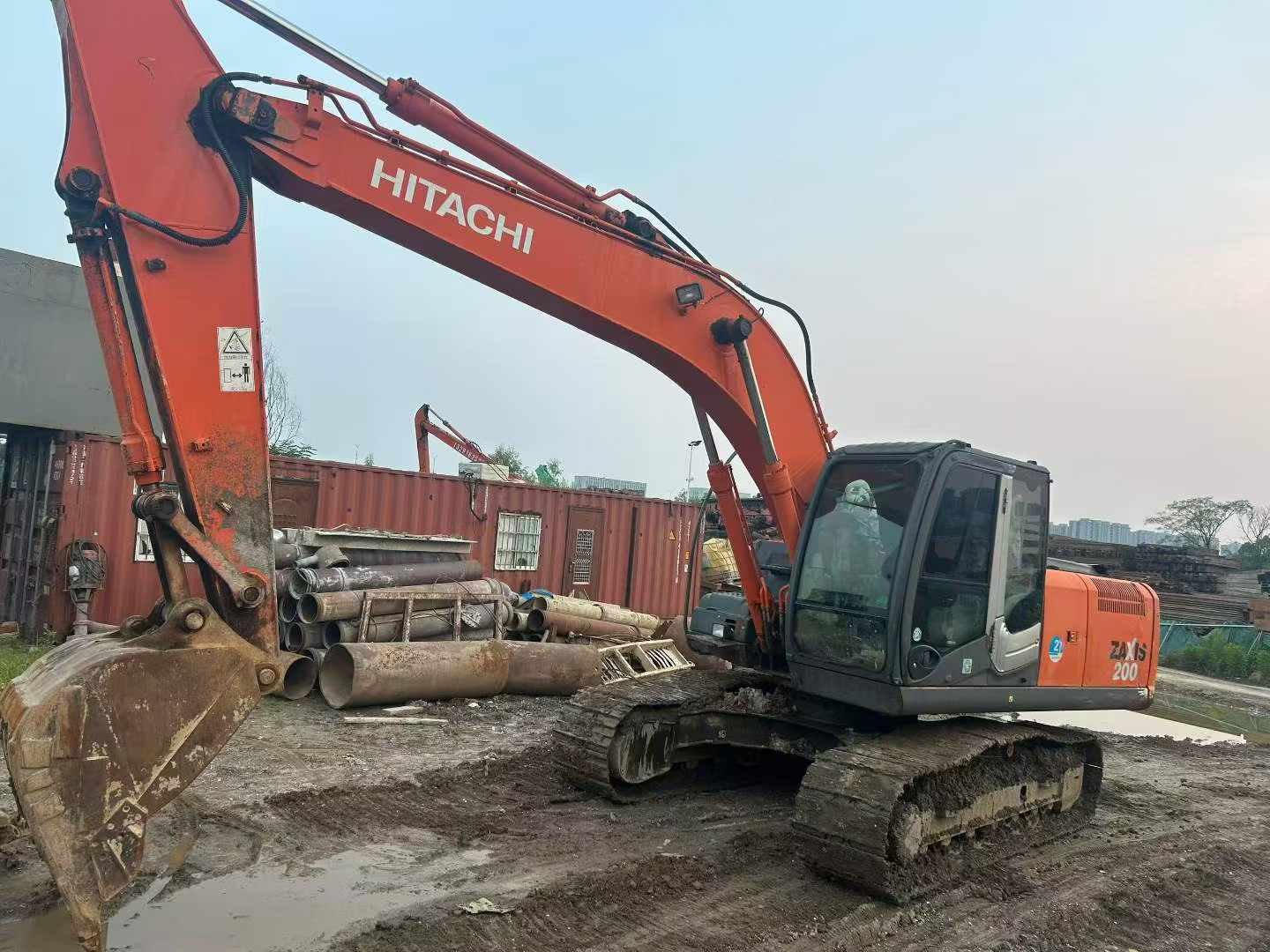 Buy Hitachi EX200-3 Used Excavator / 5