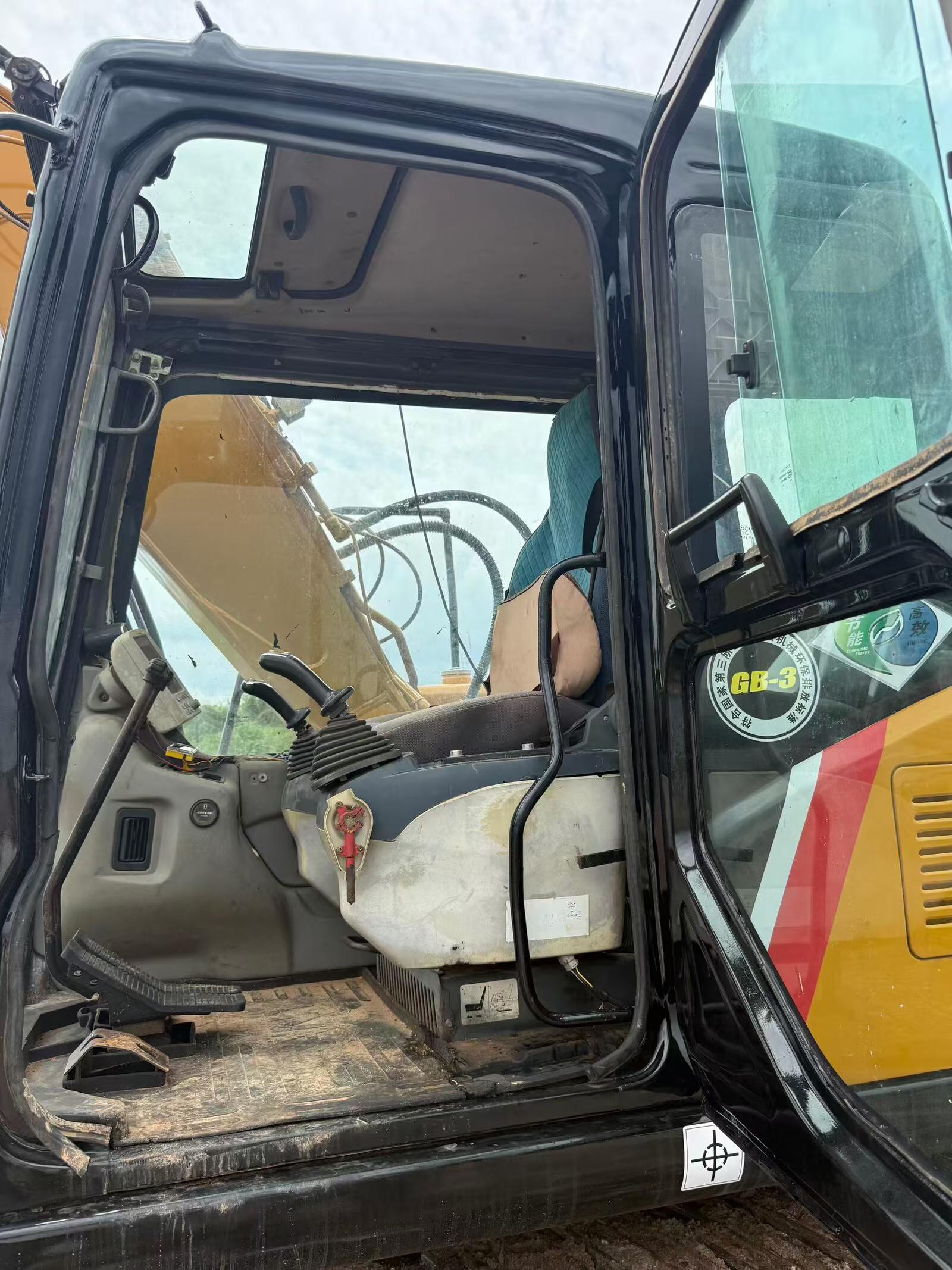 Buy Sany SY135 Used Excavator / 8