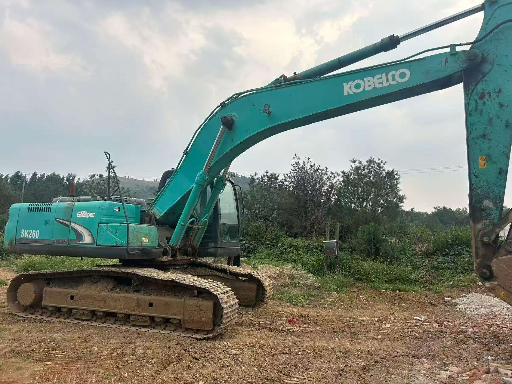 Buy Kobelco SK250 Used Excavator / 3