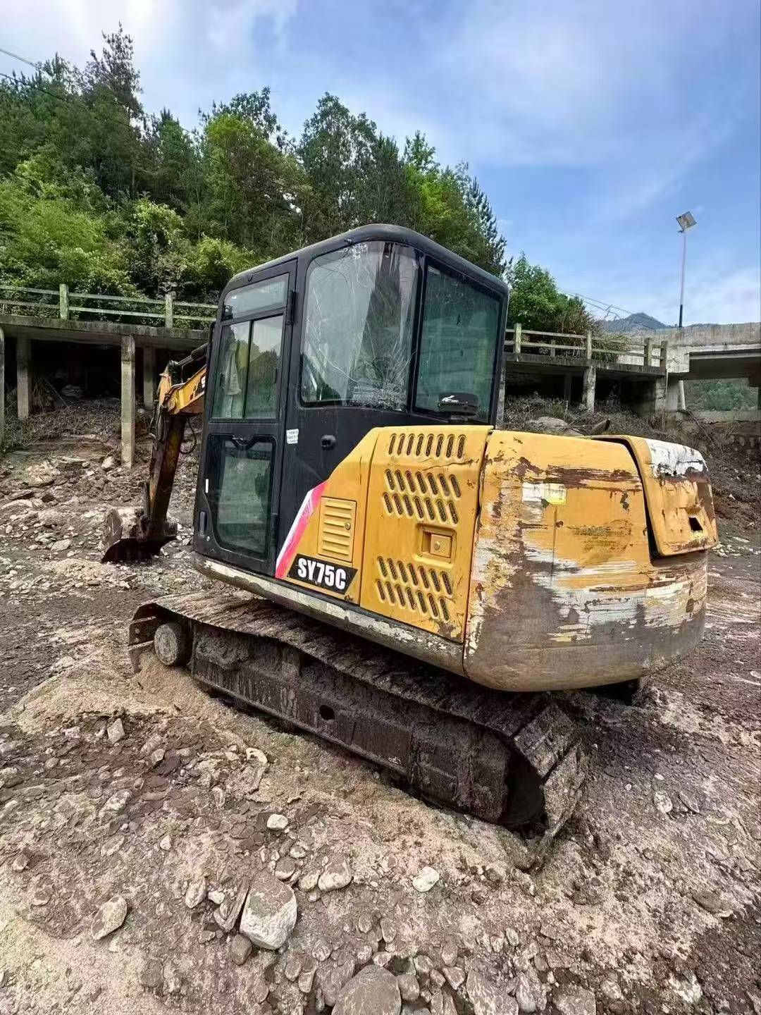 Buy Sany SY75 Used Excavator / 7