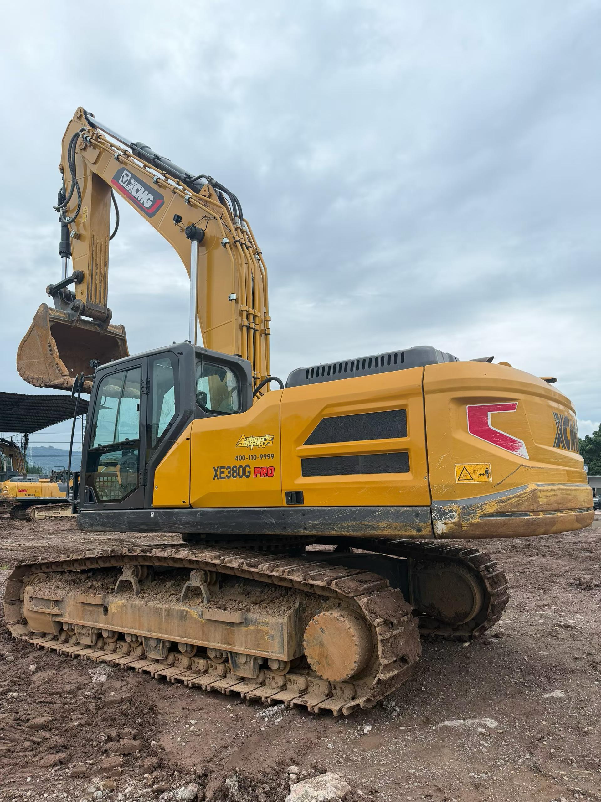 Buy XCMG XE380K Used Excavator / 2