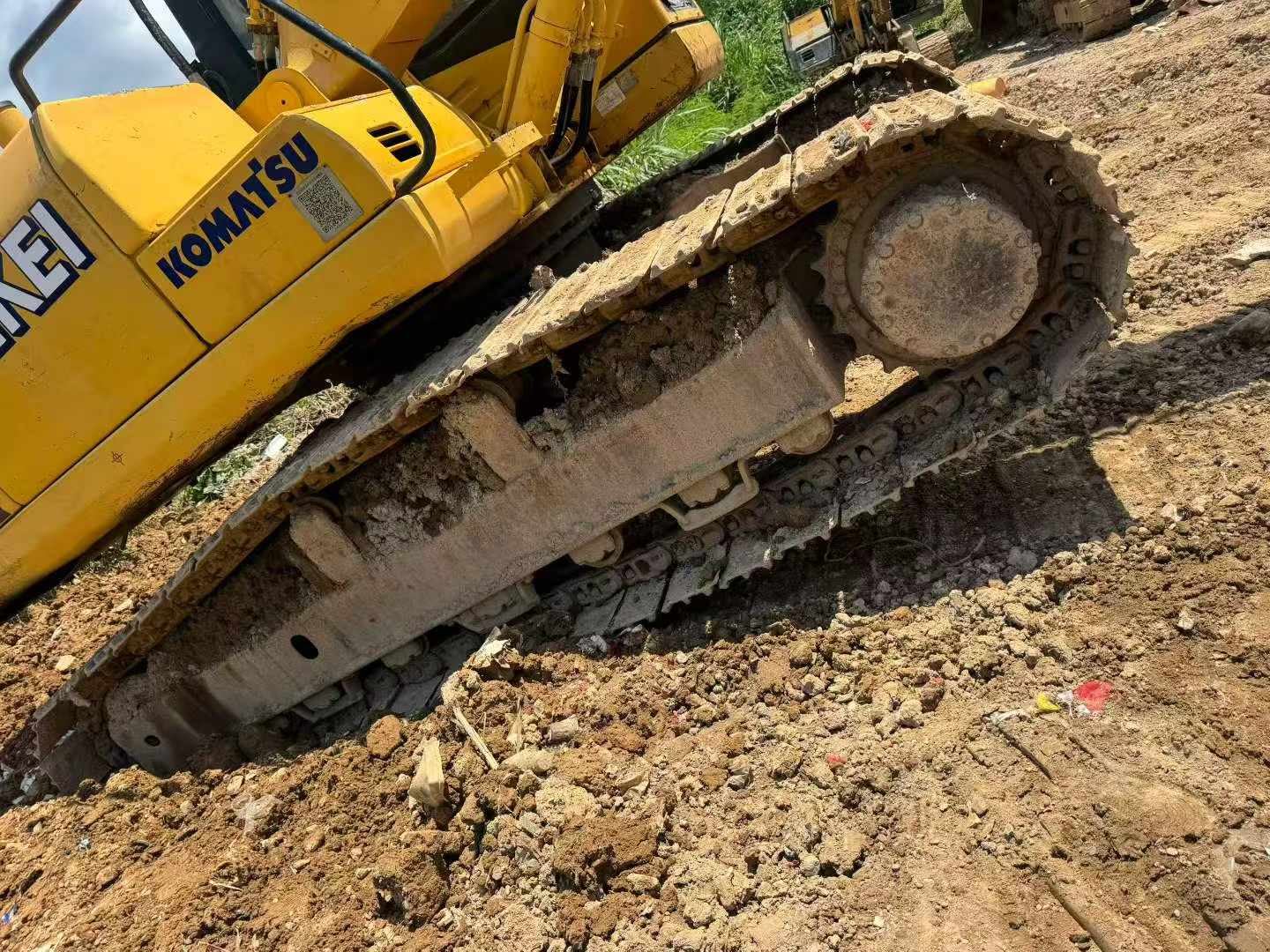Buy Komatsu PC200-7 Used Excavator / 8