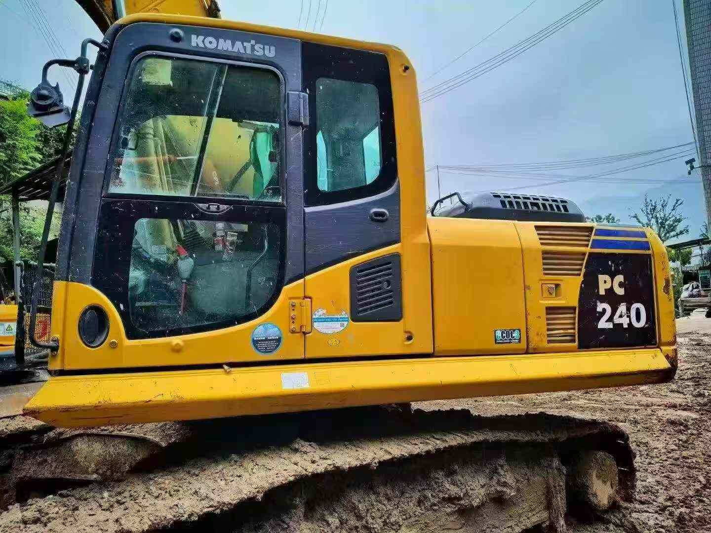 Buy Komatsu PC210 Used Excavator / 4