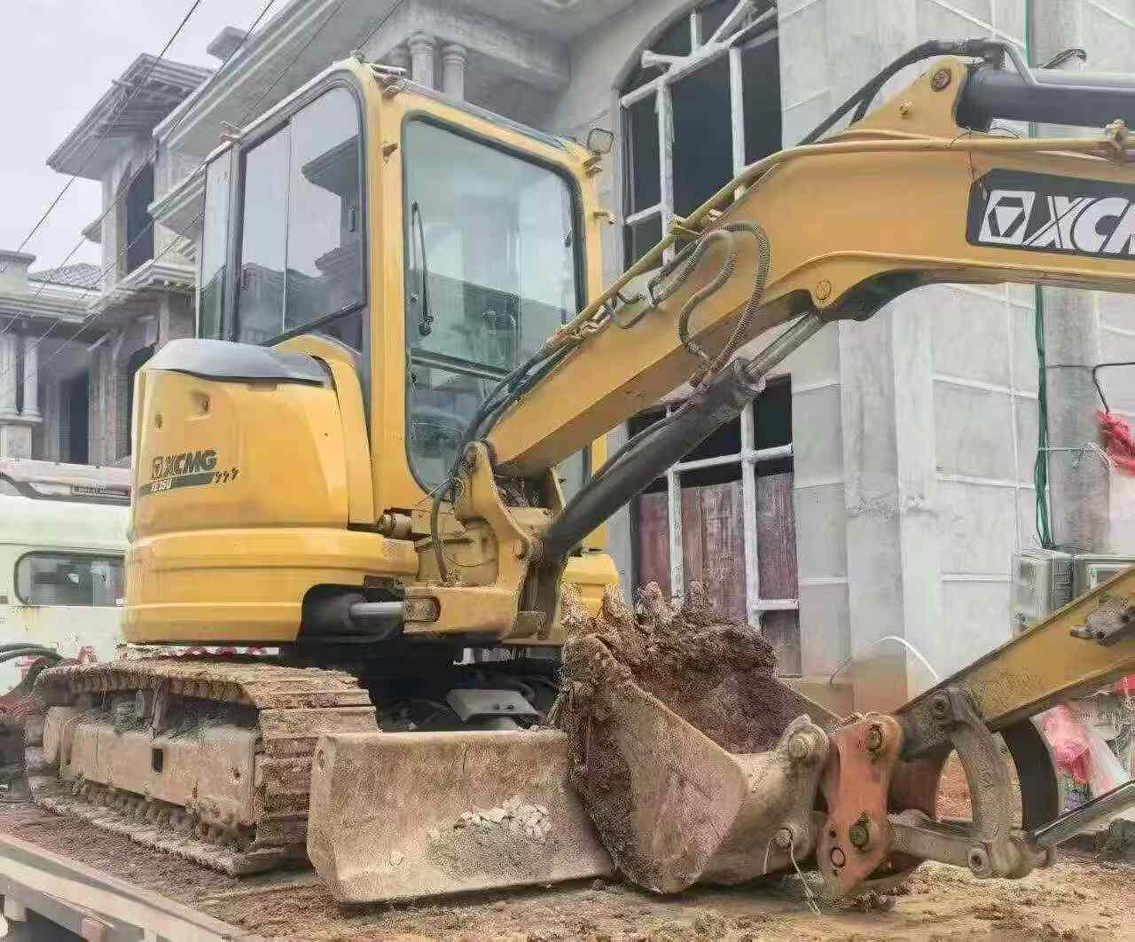 Buy XCMG XE35U Used Excavator / 3