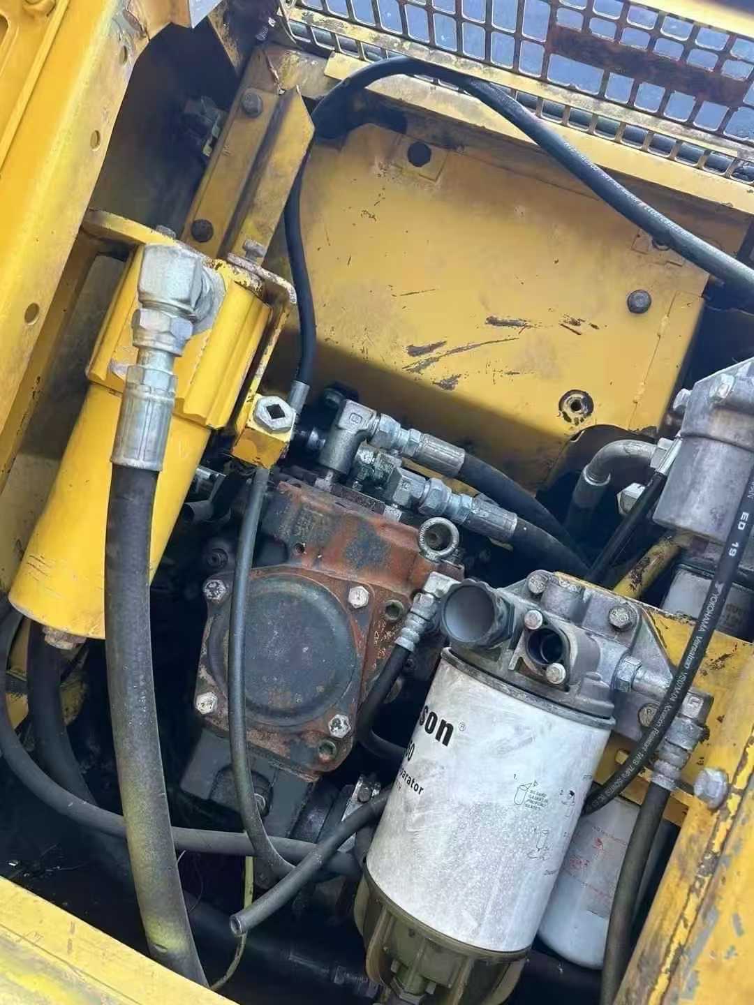 Buy Komatsu PC110-7 Used Excavator / 6