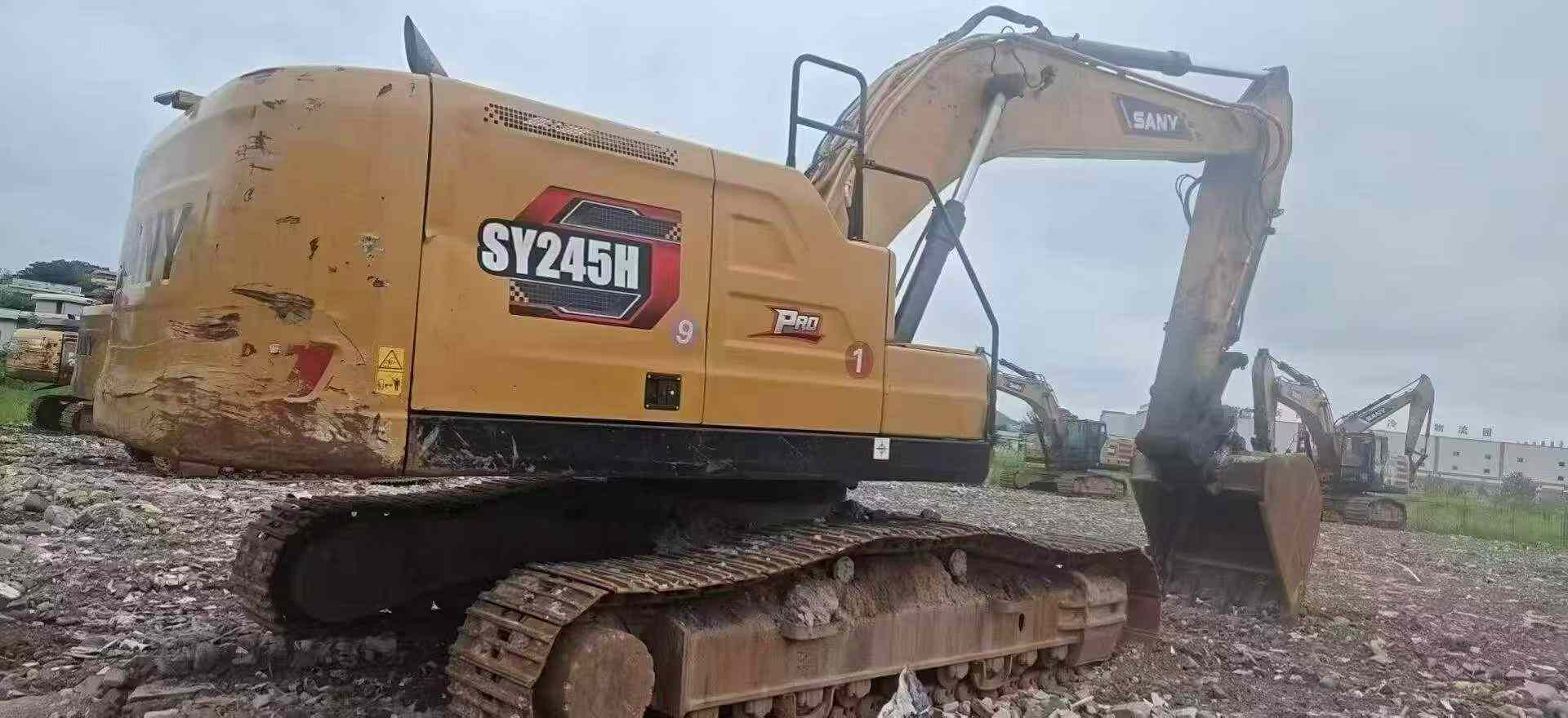 Buy Sany SY245H Used Excavator / 4