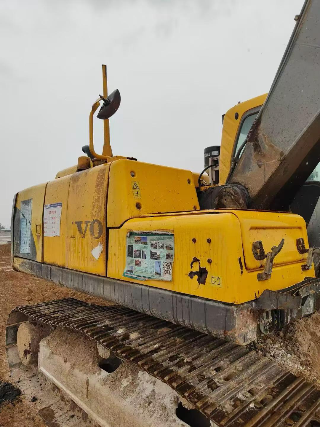 Buy Volvo EC210B Used Excavator / 3