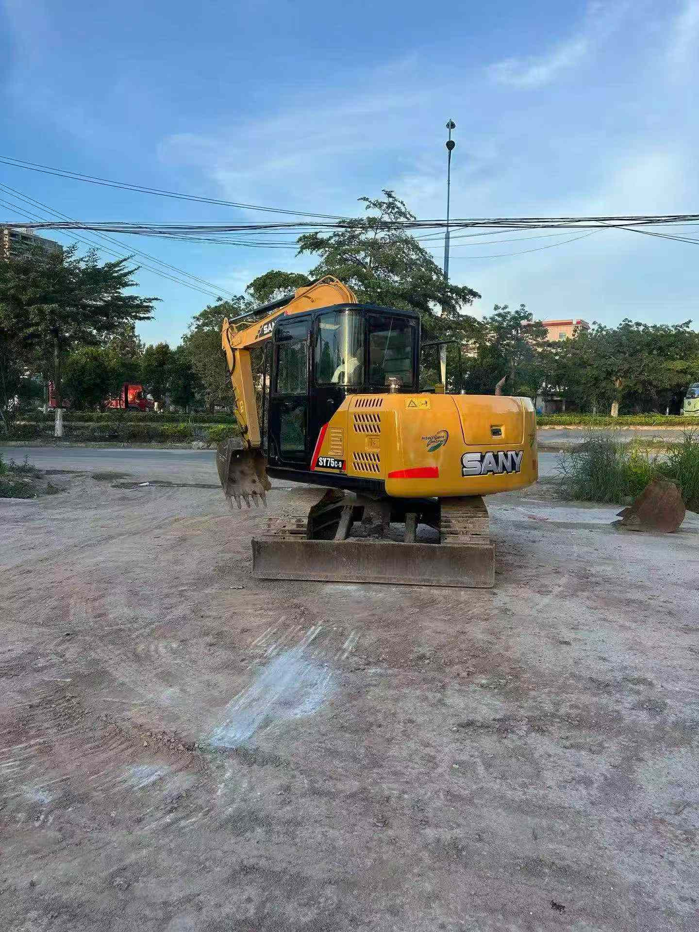 Buy Sany SY75 Used Excavator / 2