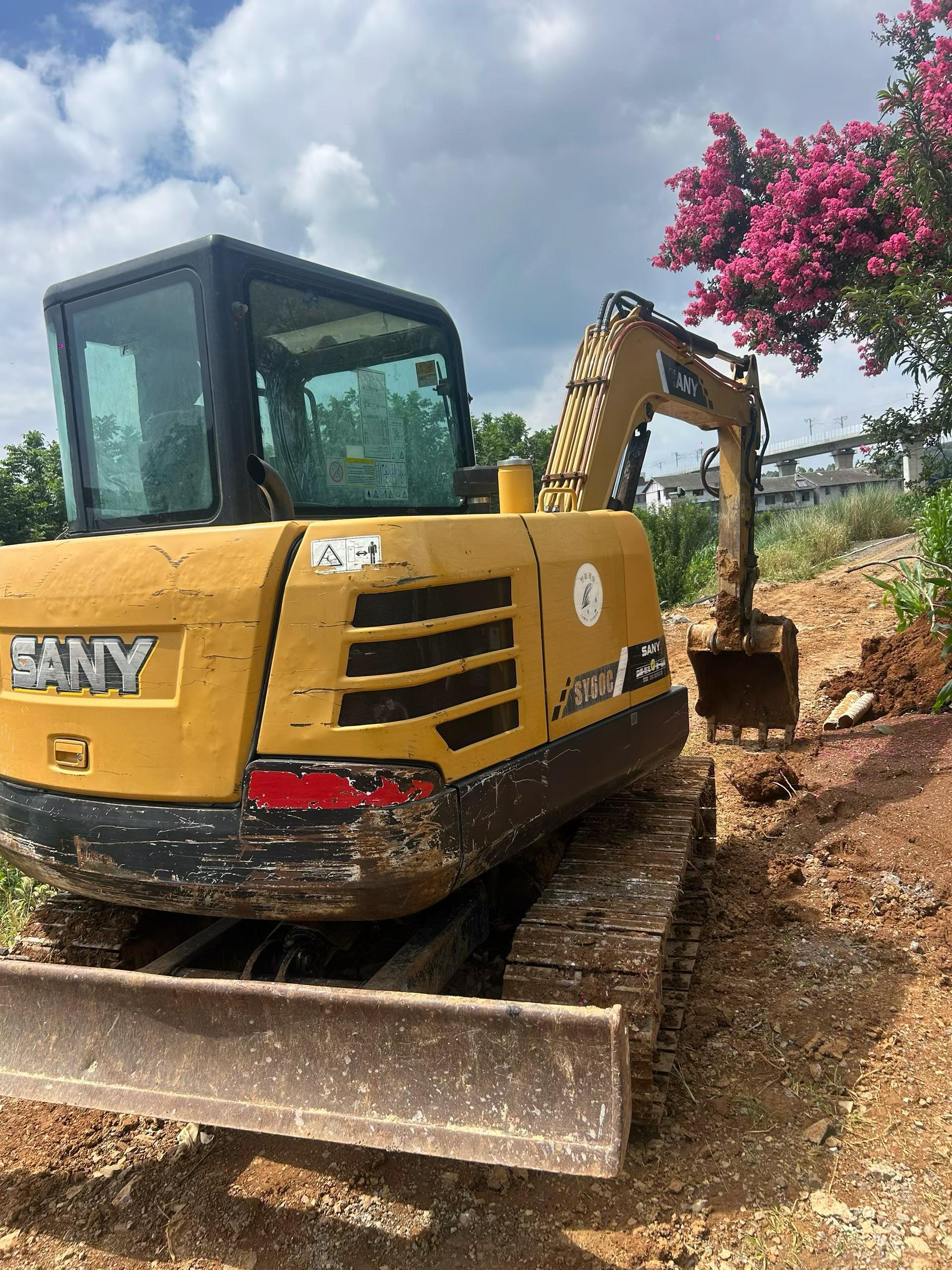 Buy Sany SY55 Used Excavator / 2