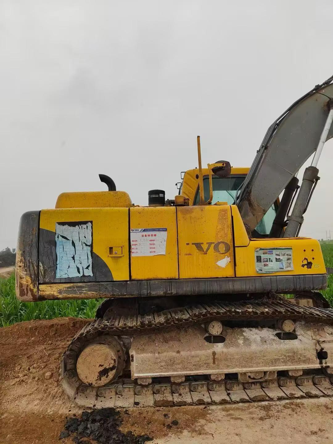 Buy Volvo EC210B Used Excavator / 5