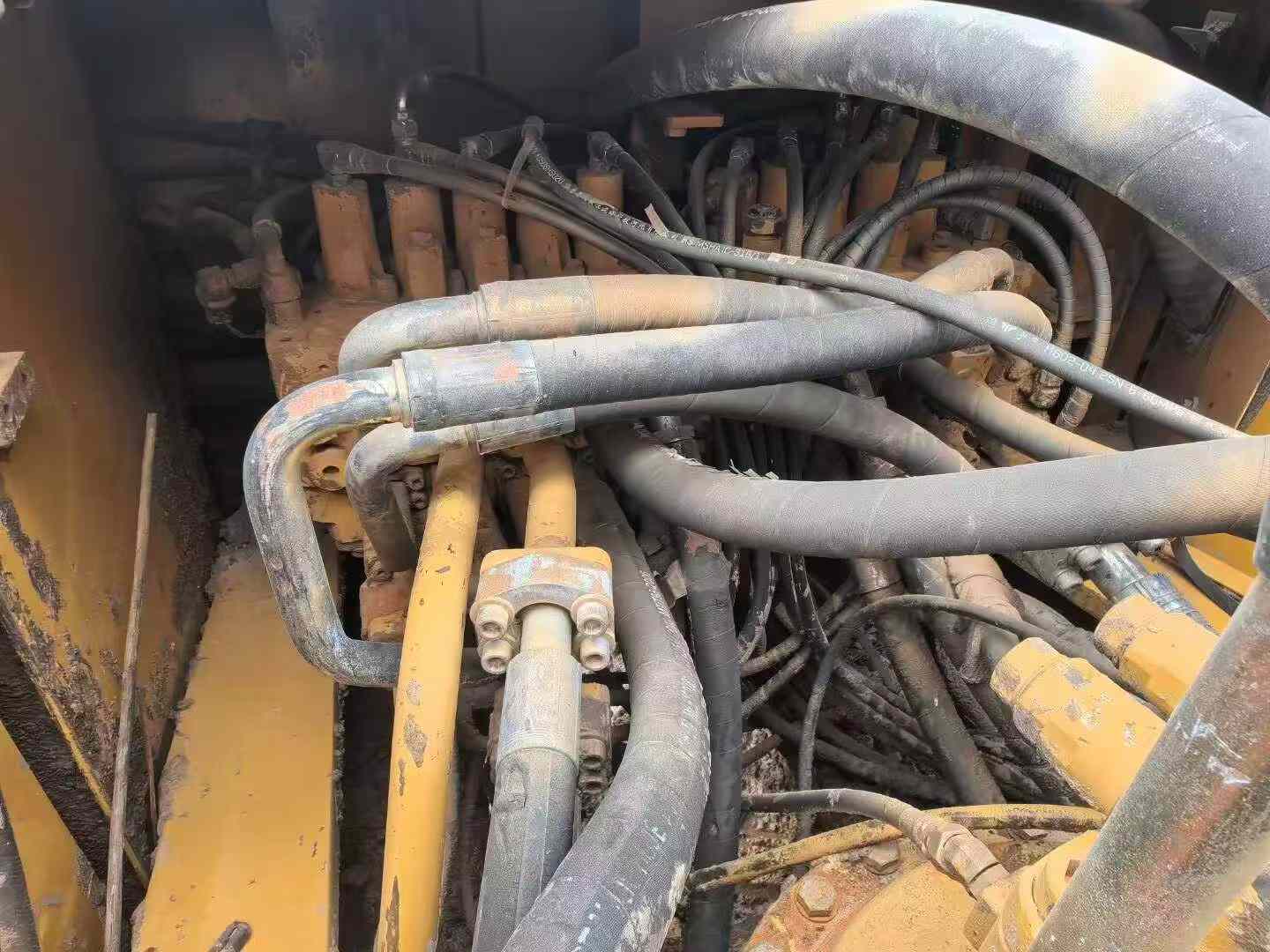 Buy Caterpillar 340D2L Used Excavator / 6