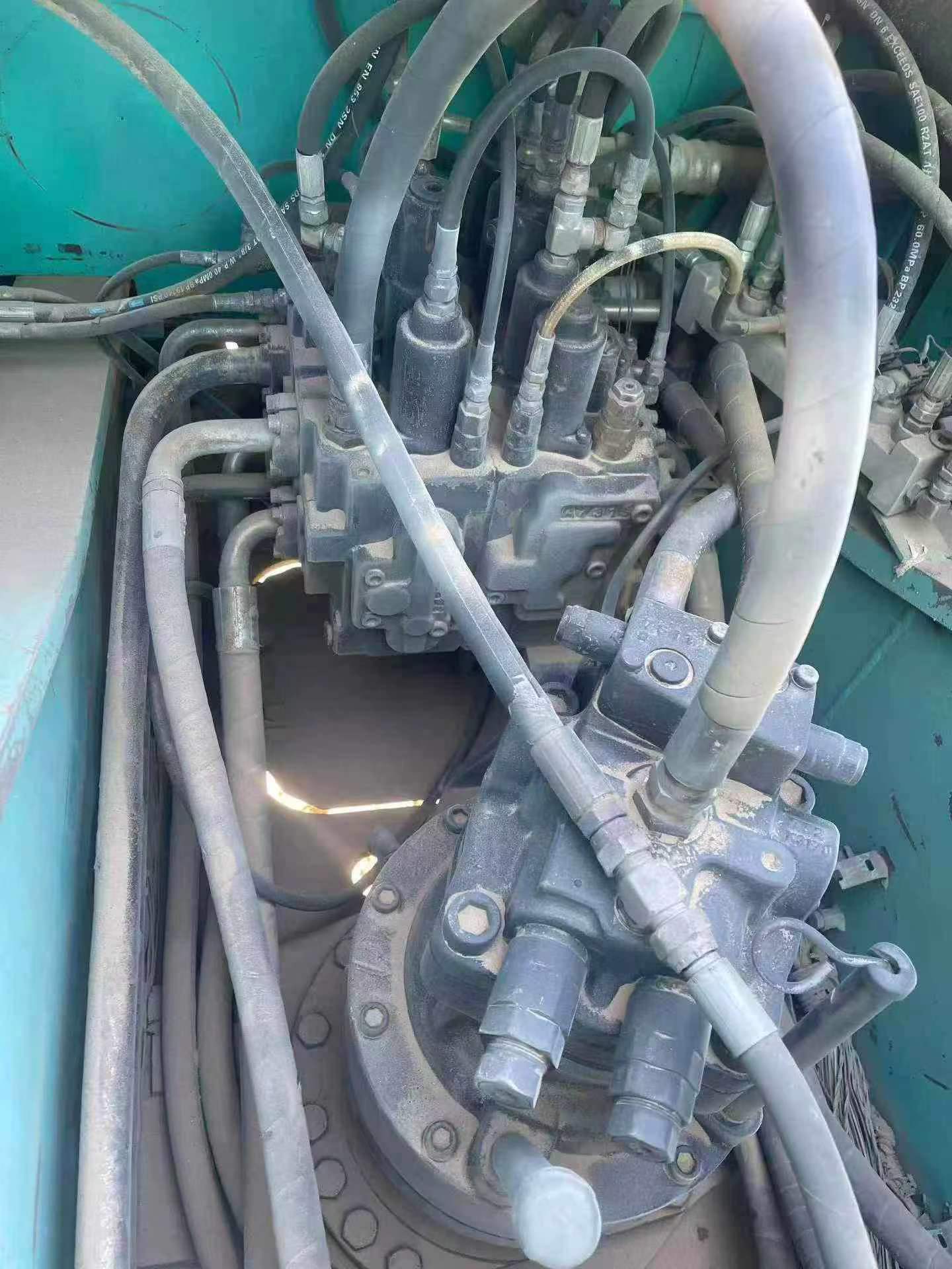 Buy Kobelco SK210 Used Excavator / 8