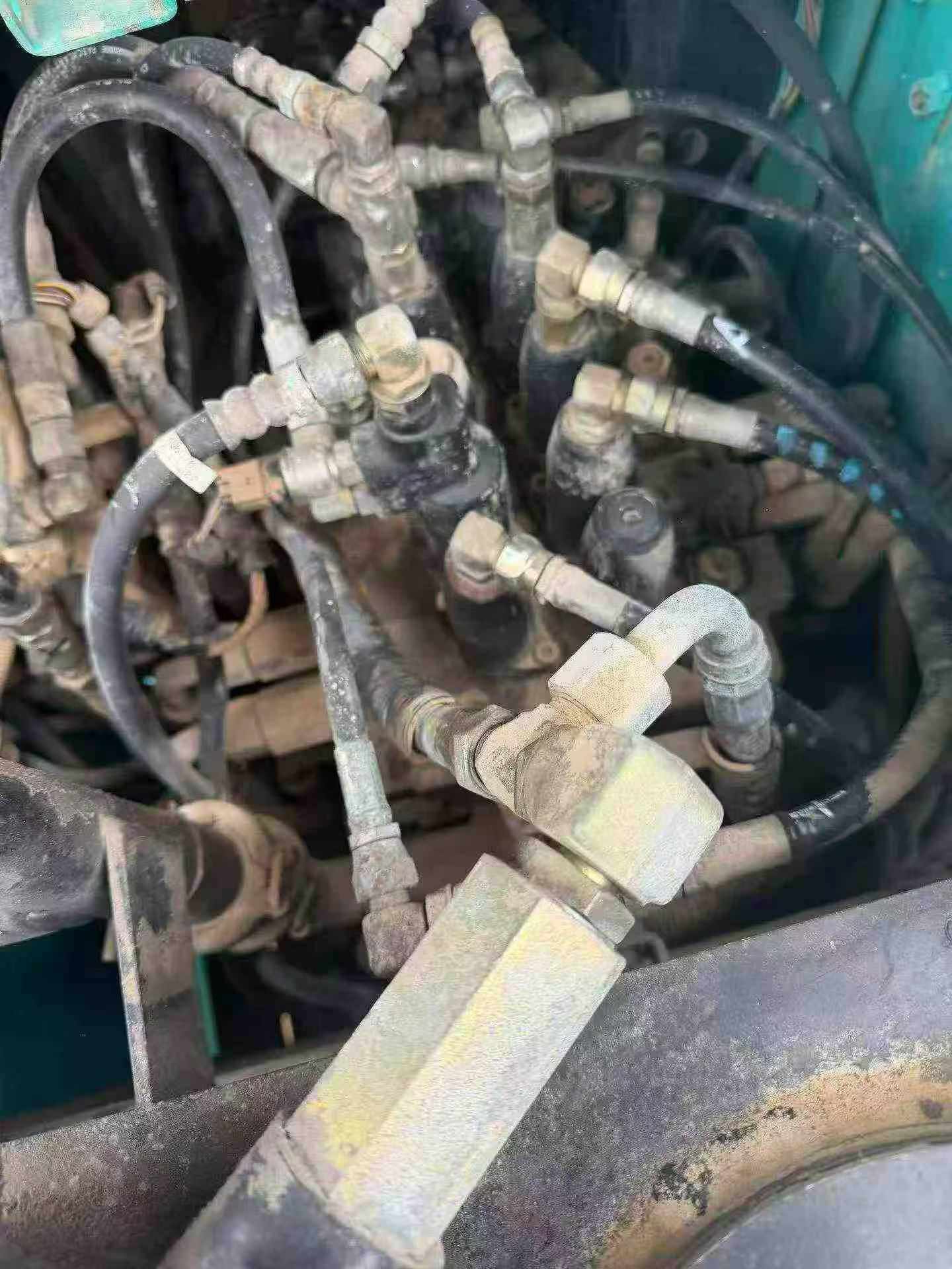 Buy Kobelco SK135 Used Excavator / 7