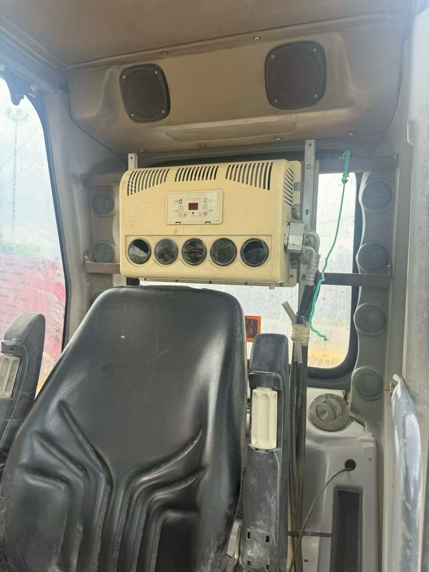 Buy XCMG XE150 Used Excavator / 8