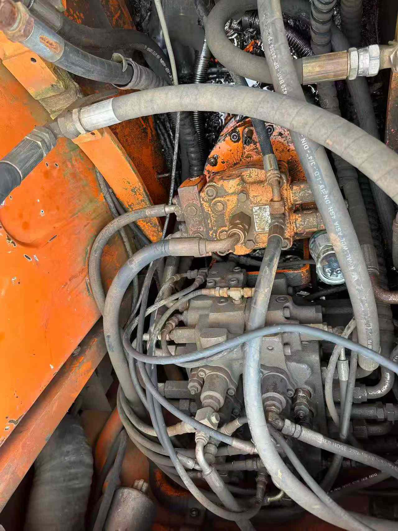 Buy Doosan DH150 Used Excavator / 6