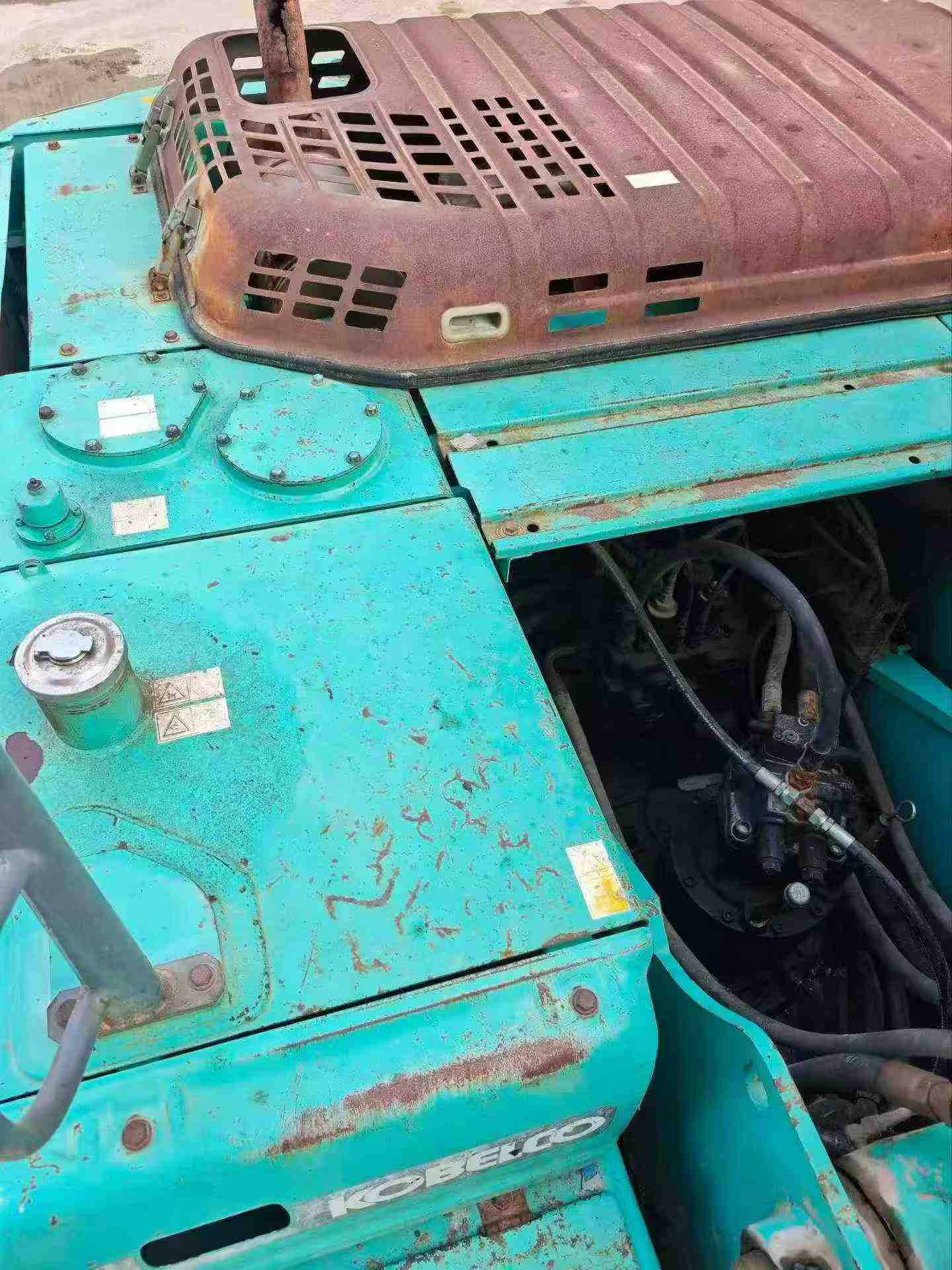 Buy Kobelco SK210 Used Excavator / 9