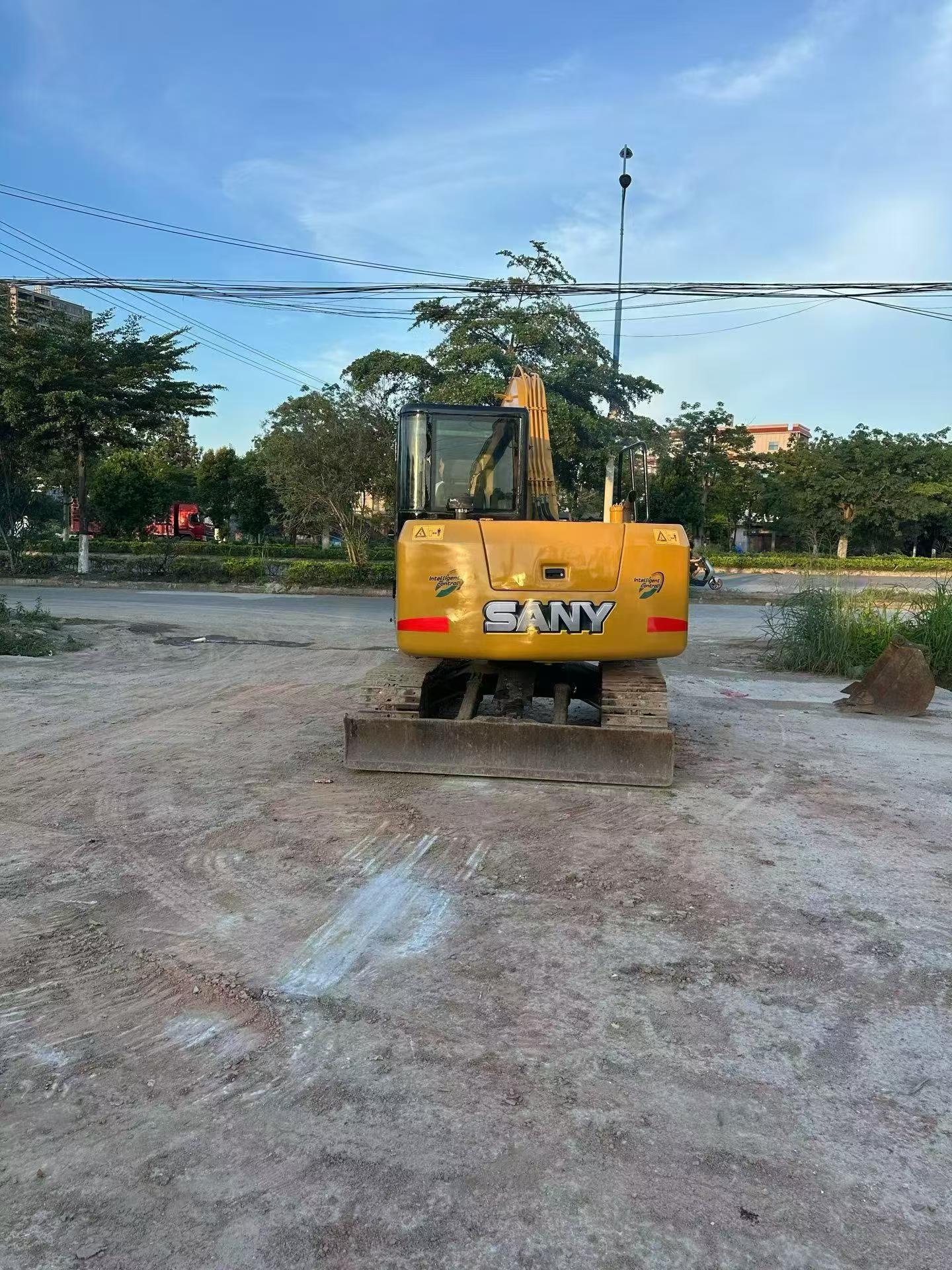 Buy Sany SY75 Used Excavator / 3