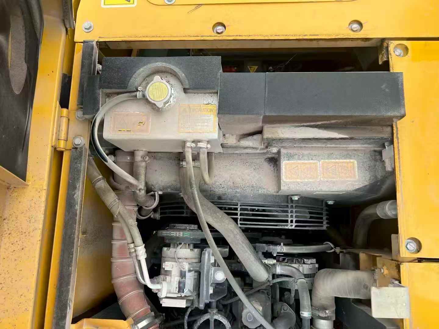 Buy XCMG XE135B Used Excavator / 4