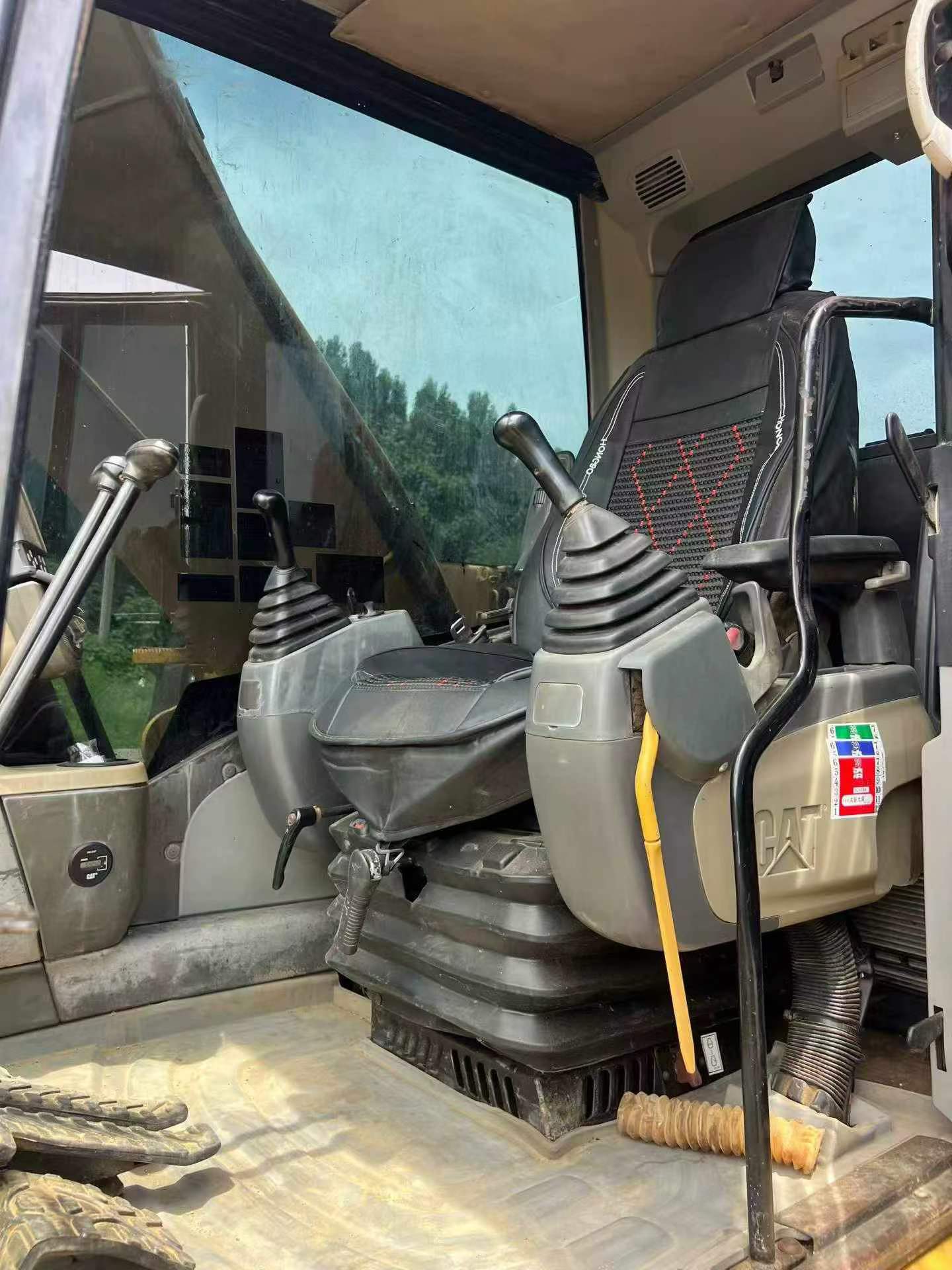 Buy Caterpillar 323D2L Used Excavator / 8