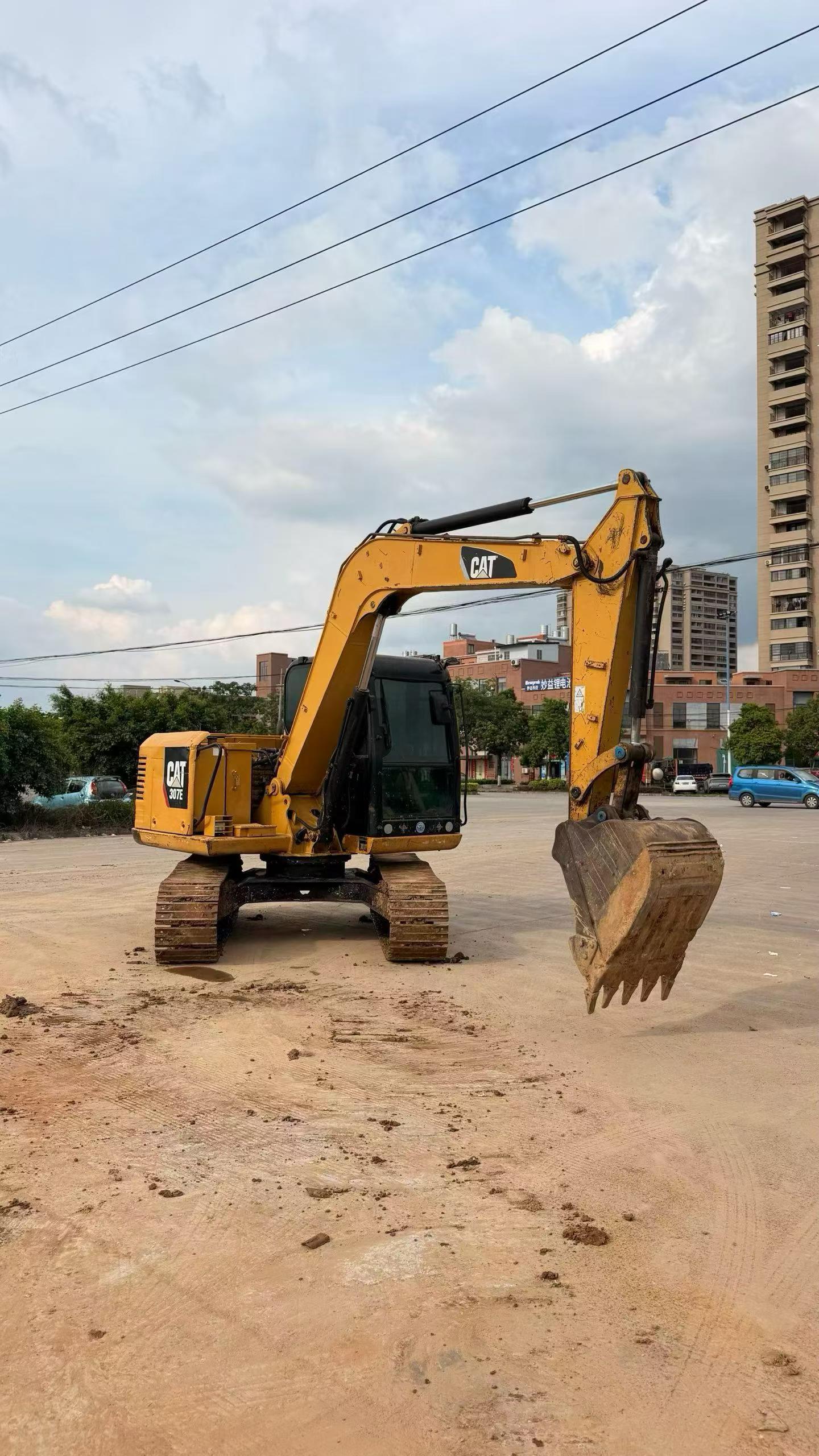 Buy Caterpillar 307B Used Excavator / 3