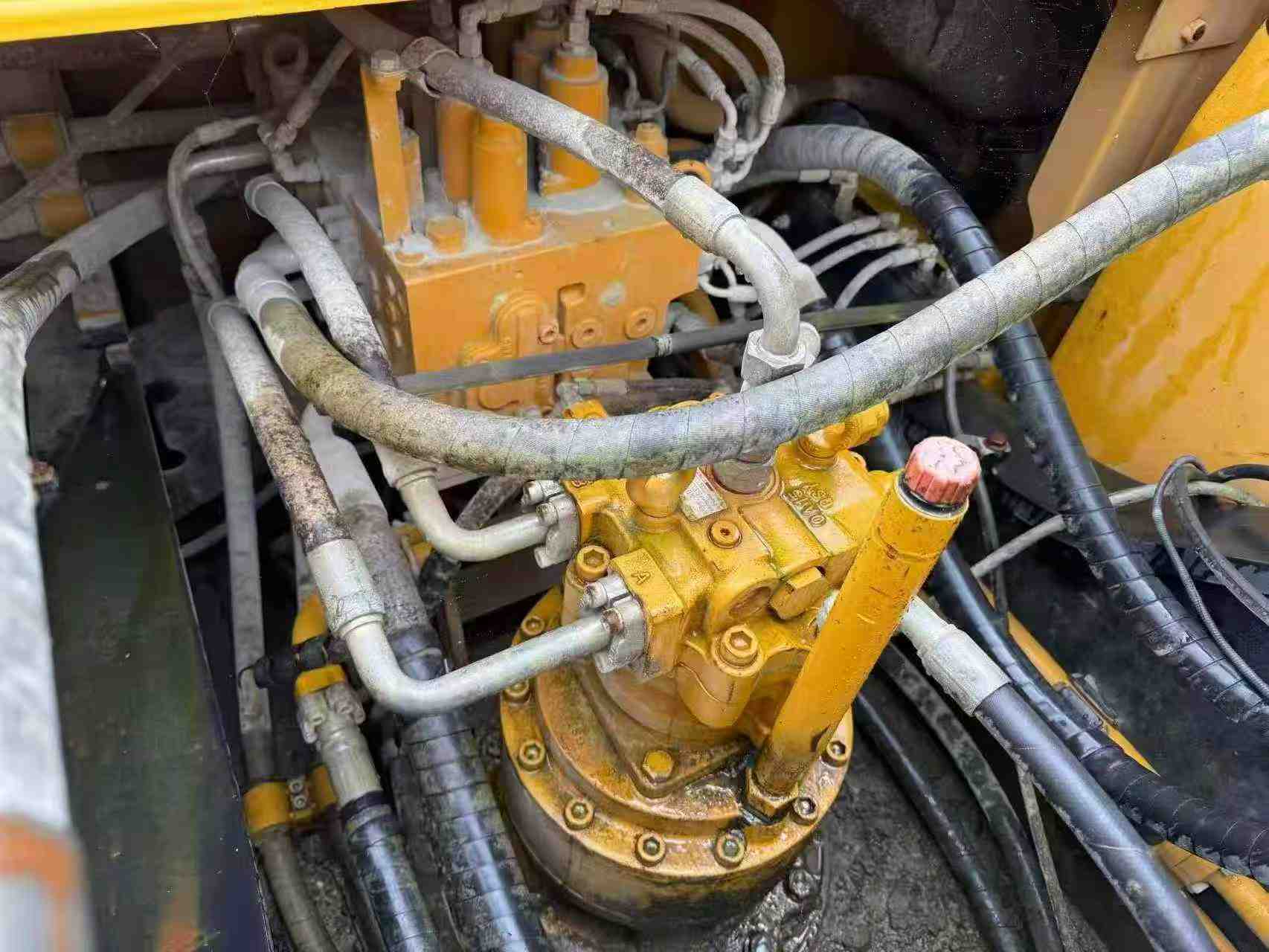 Buy Sany SY245H Used Excavator / 3