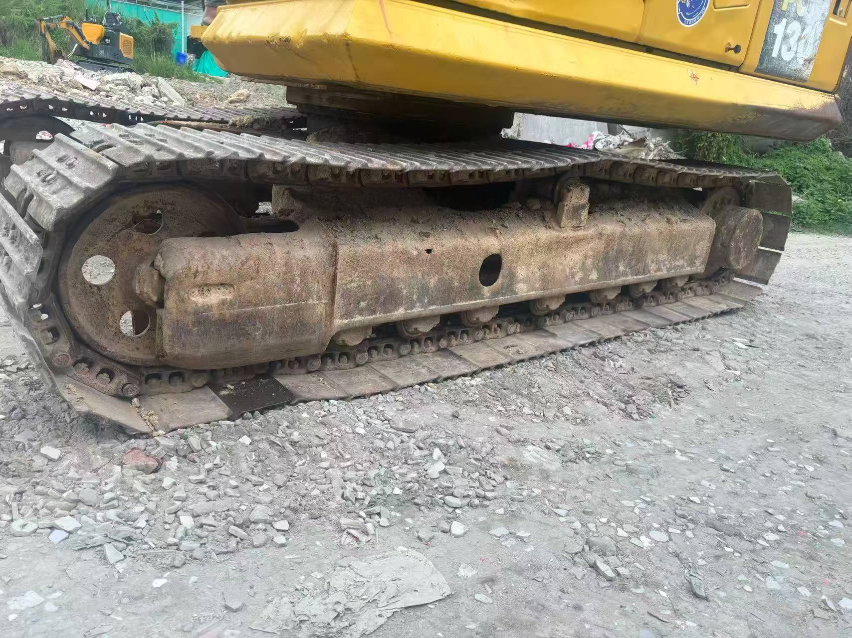 Buy Komatsu PC130 Used Excavator / 2