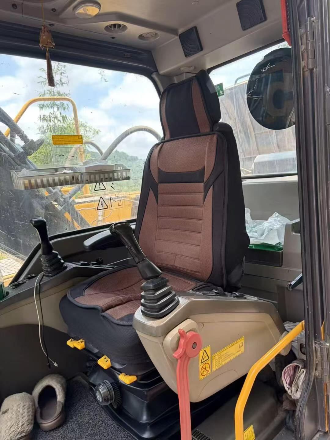 Buy Volvo L120E Used Excavator / 8