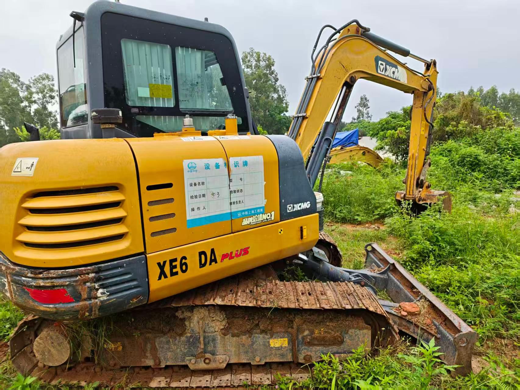 Buy XCMG XE60 Used Excavator / 2