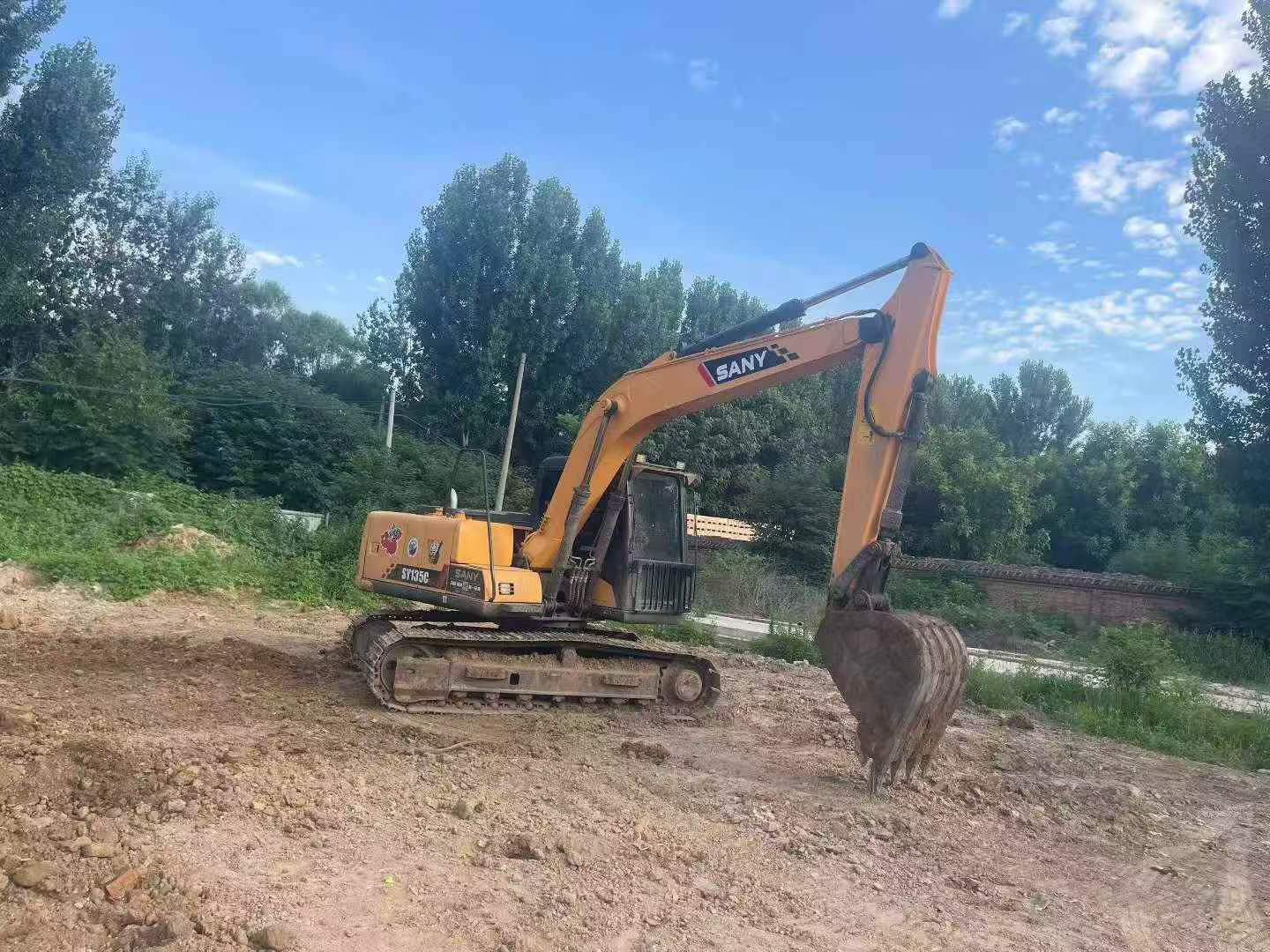 Buy Sany SY135 Used Excavator / 4