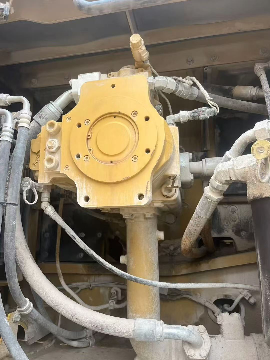 Buy Caterpillar 349E Used Excavator / 9