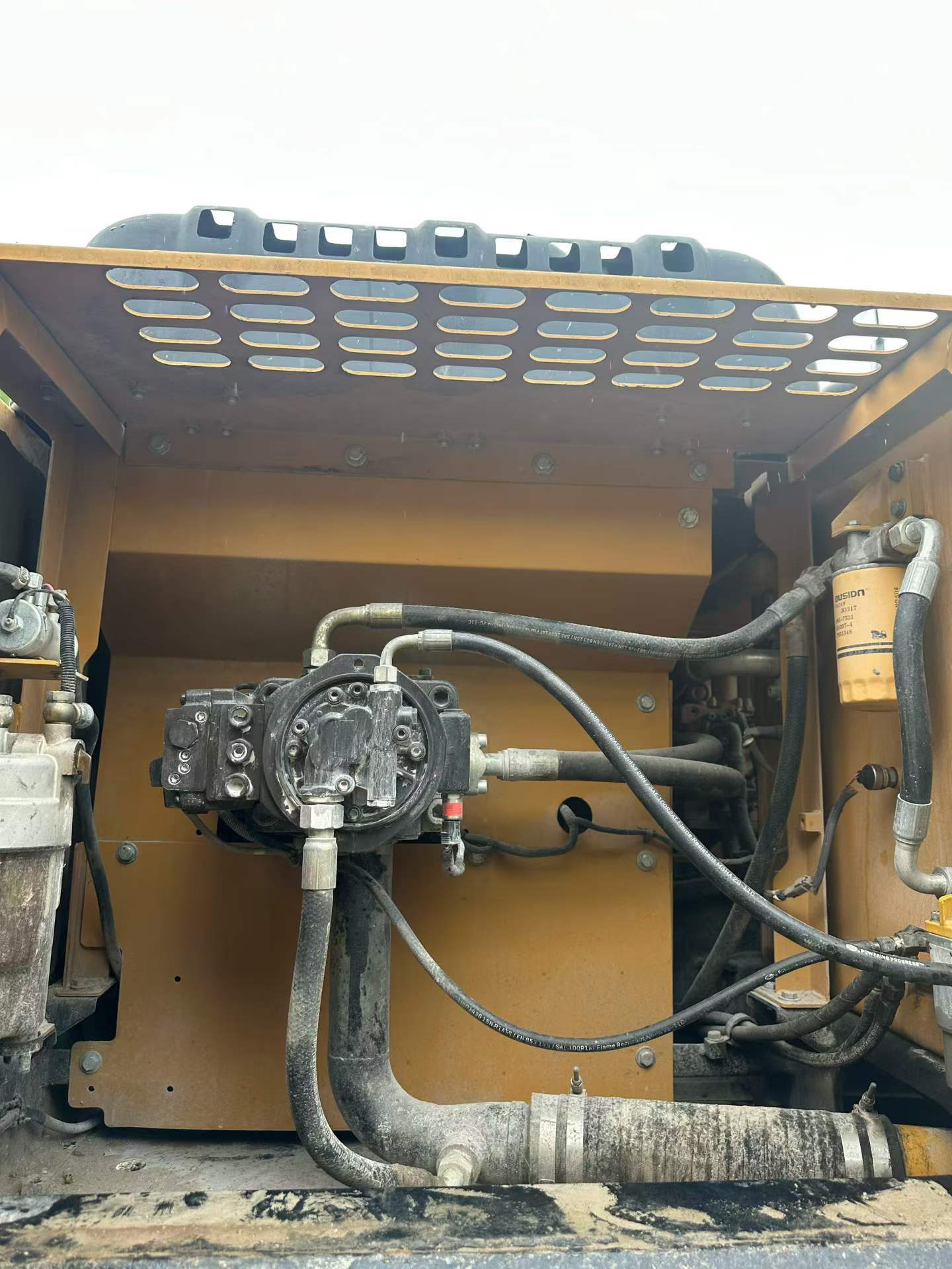 Buy Sany SY245H Used Excavator / 3