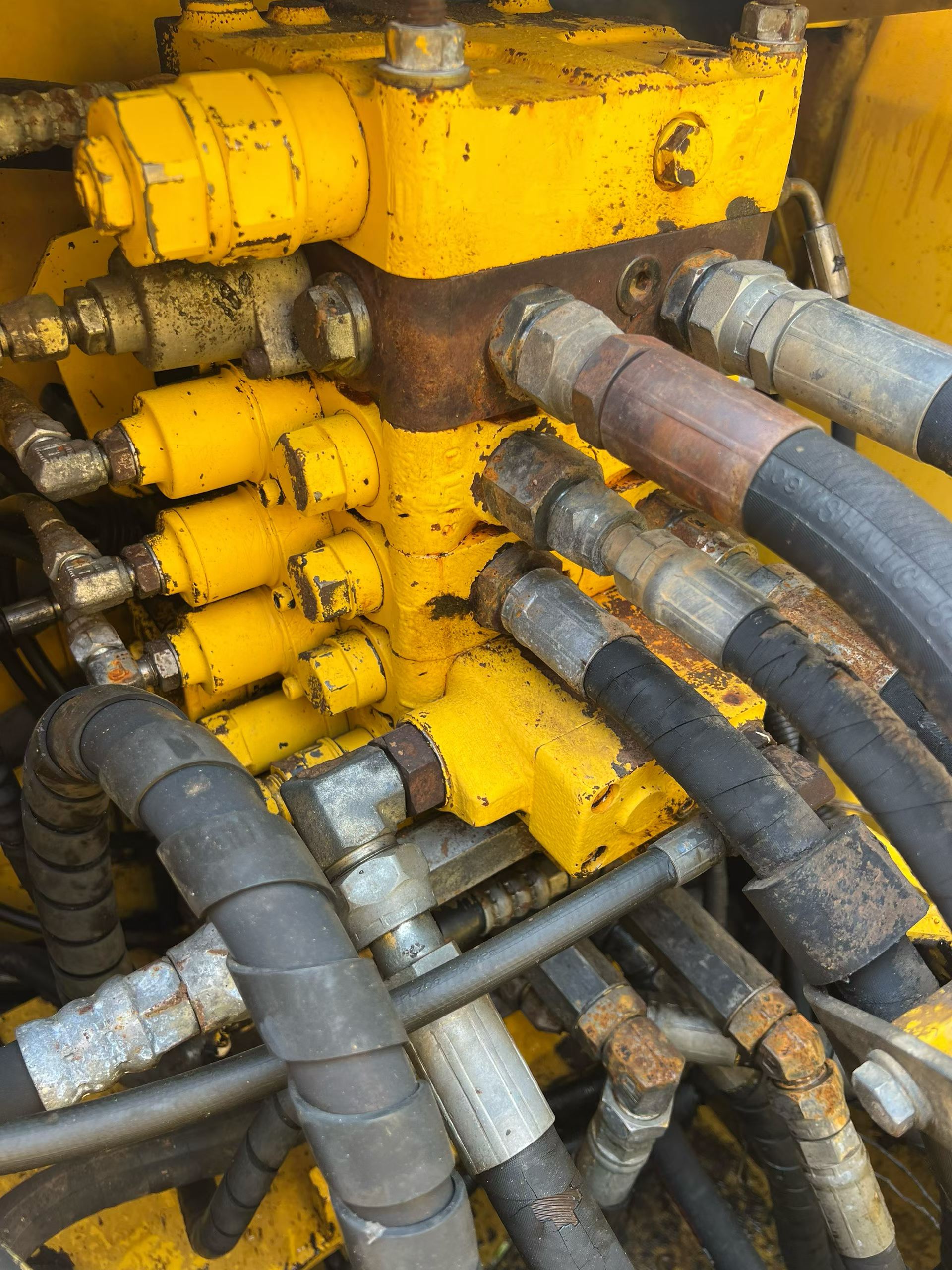 Buy Komatsu PC120-8 Used Excavator / 5