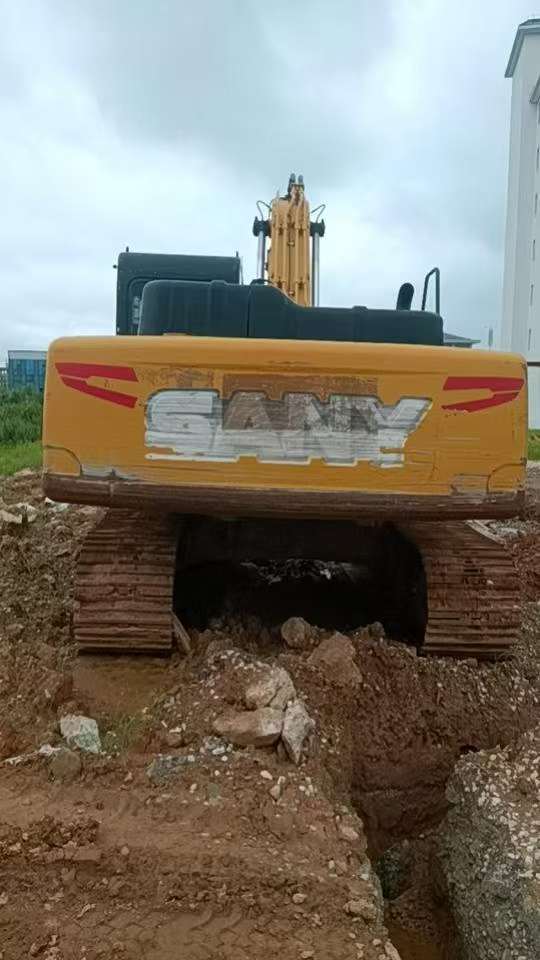 Buy Sany SY200C Used Excavator / 7